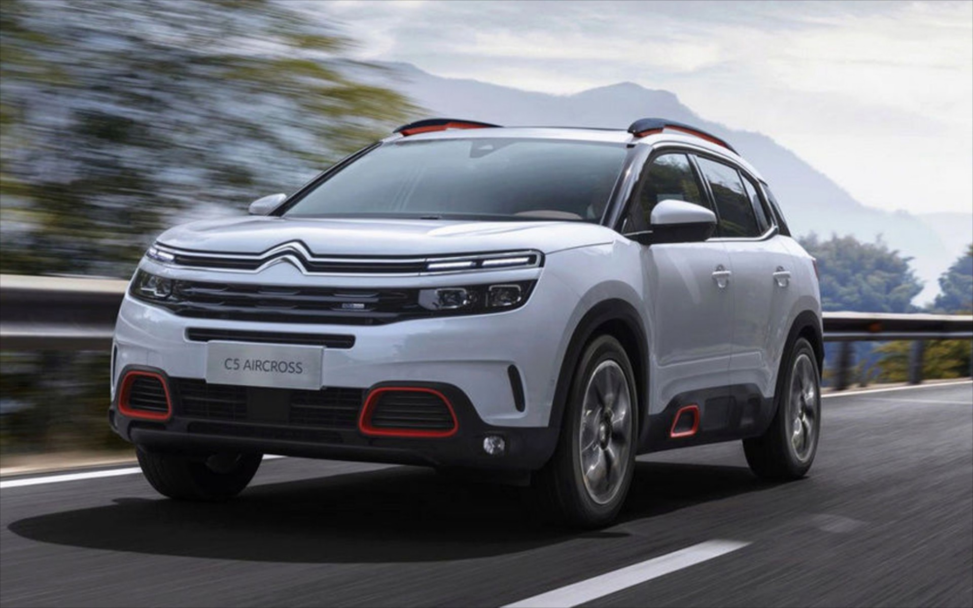 Αυτό είναι το νέο Citroen C5 Aircross