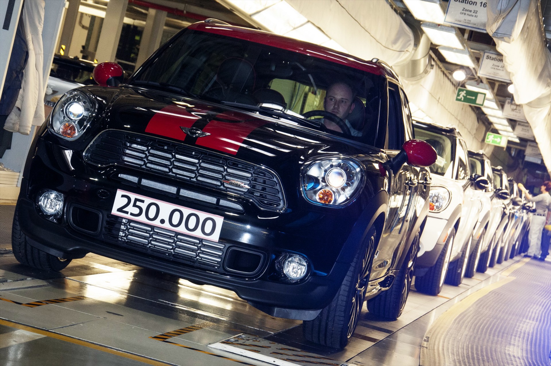 MINI Countryman: 250.000 και συνεχίζει