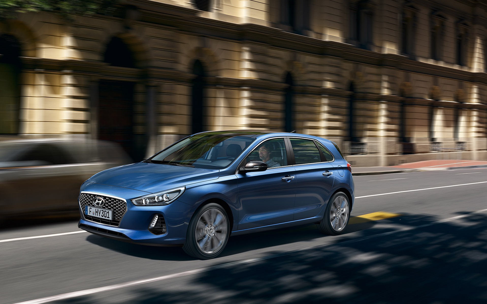 Νέο Hyundai i30 από 14.990 ευρώ