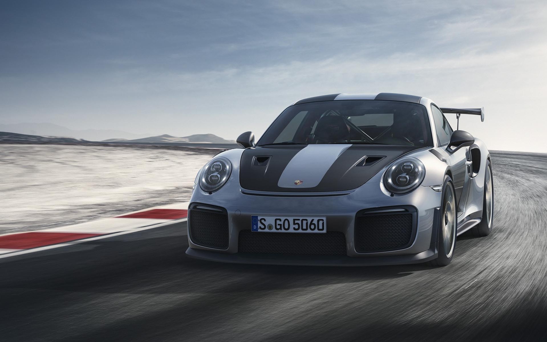 Porsche 911 GT2 με 700 ίππους (+video)