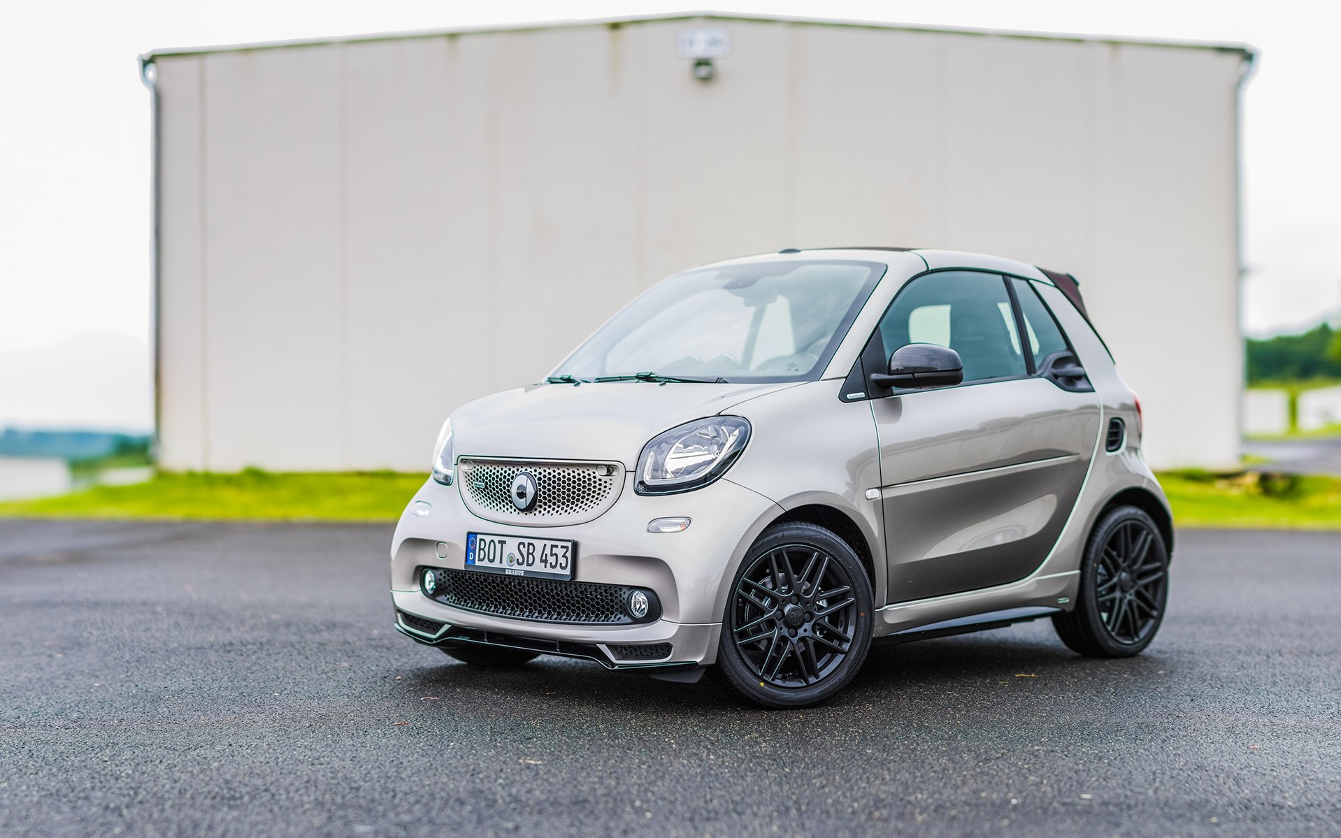 smart και Brabus γιορτάζουν 15 χρόνια μαζί