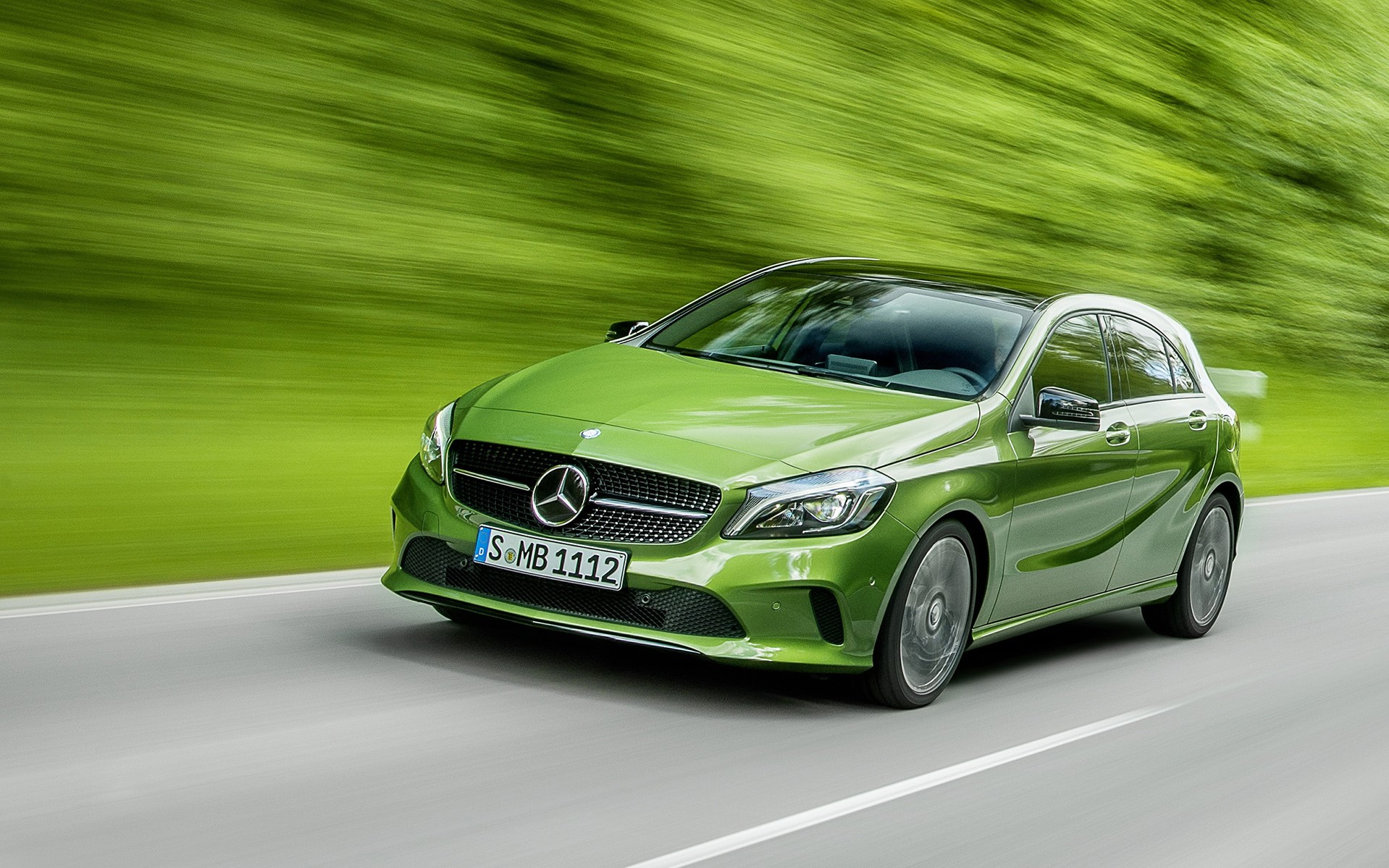 MERCEDES-BENZ A180d: ΔΙΚΗ ΣΑΣ ΣΗΜΕΡΑ!