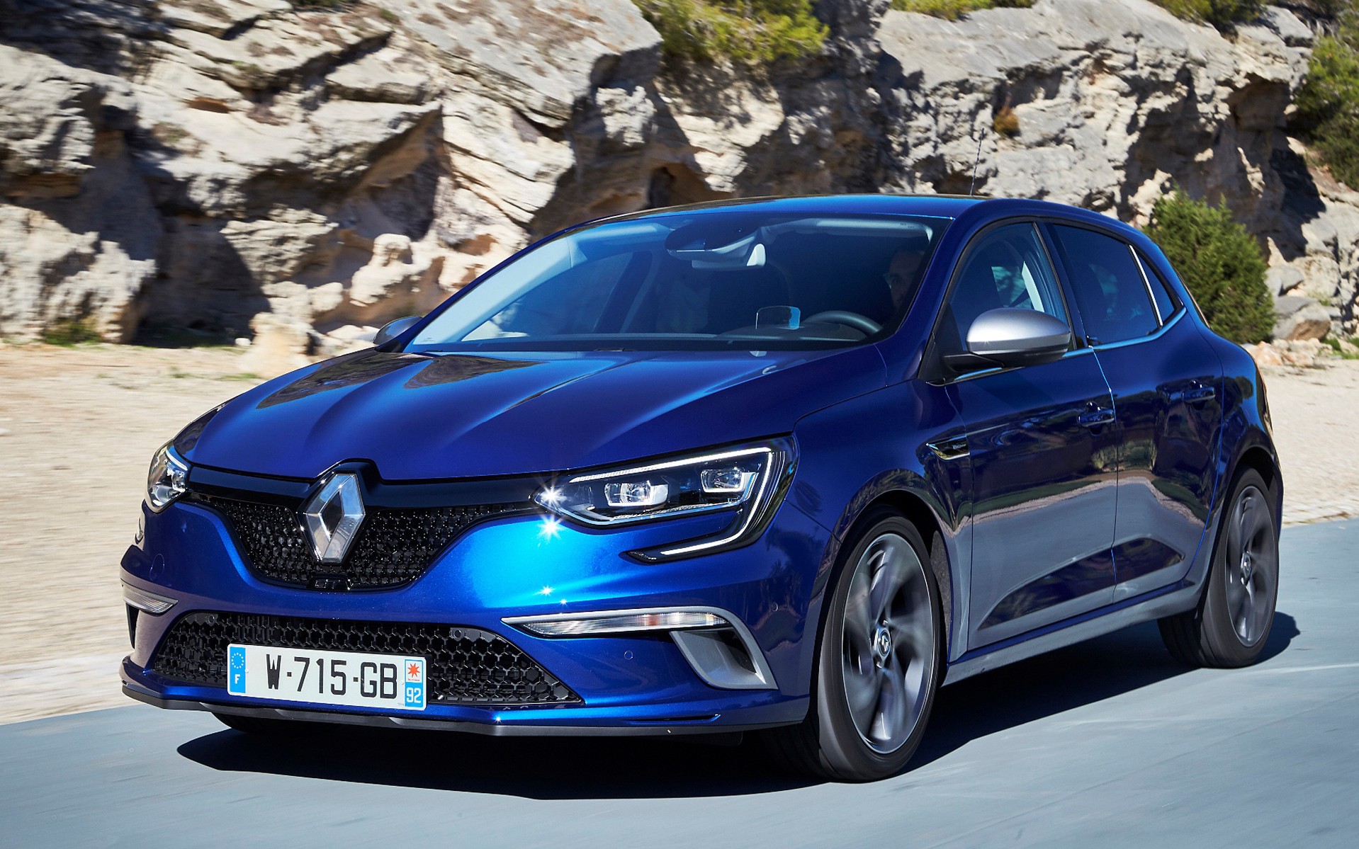 Όλα τα Renault τώρα και με αυτόματο κιβώτιο EDC