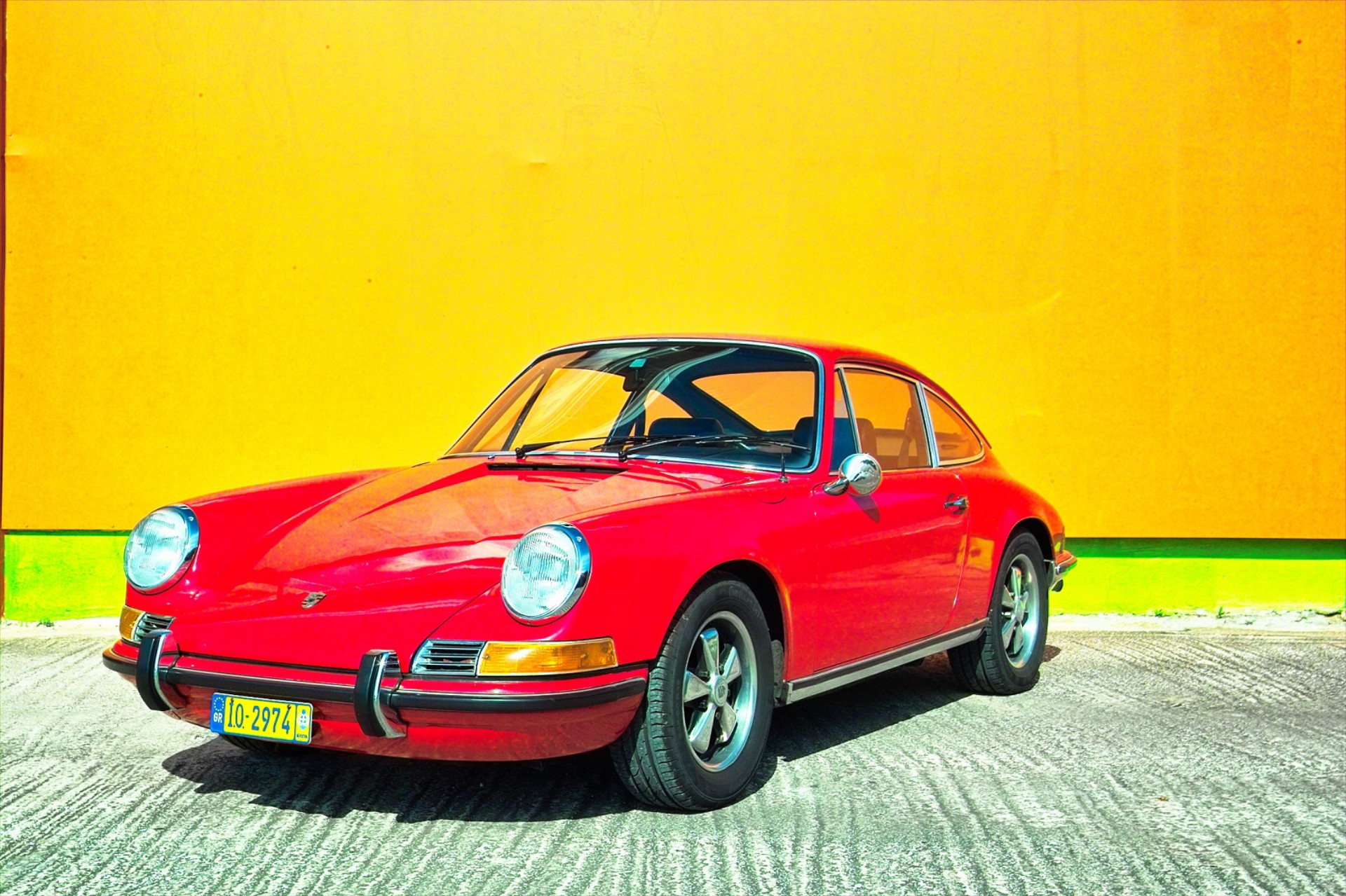 ΟΔΗΓΟΥΜΕ Porsche 911 2.0Τ: Αγιογραφία

