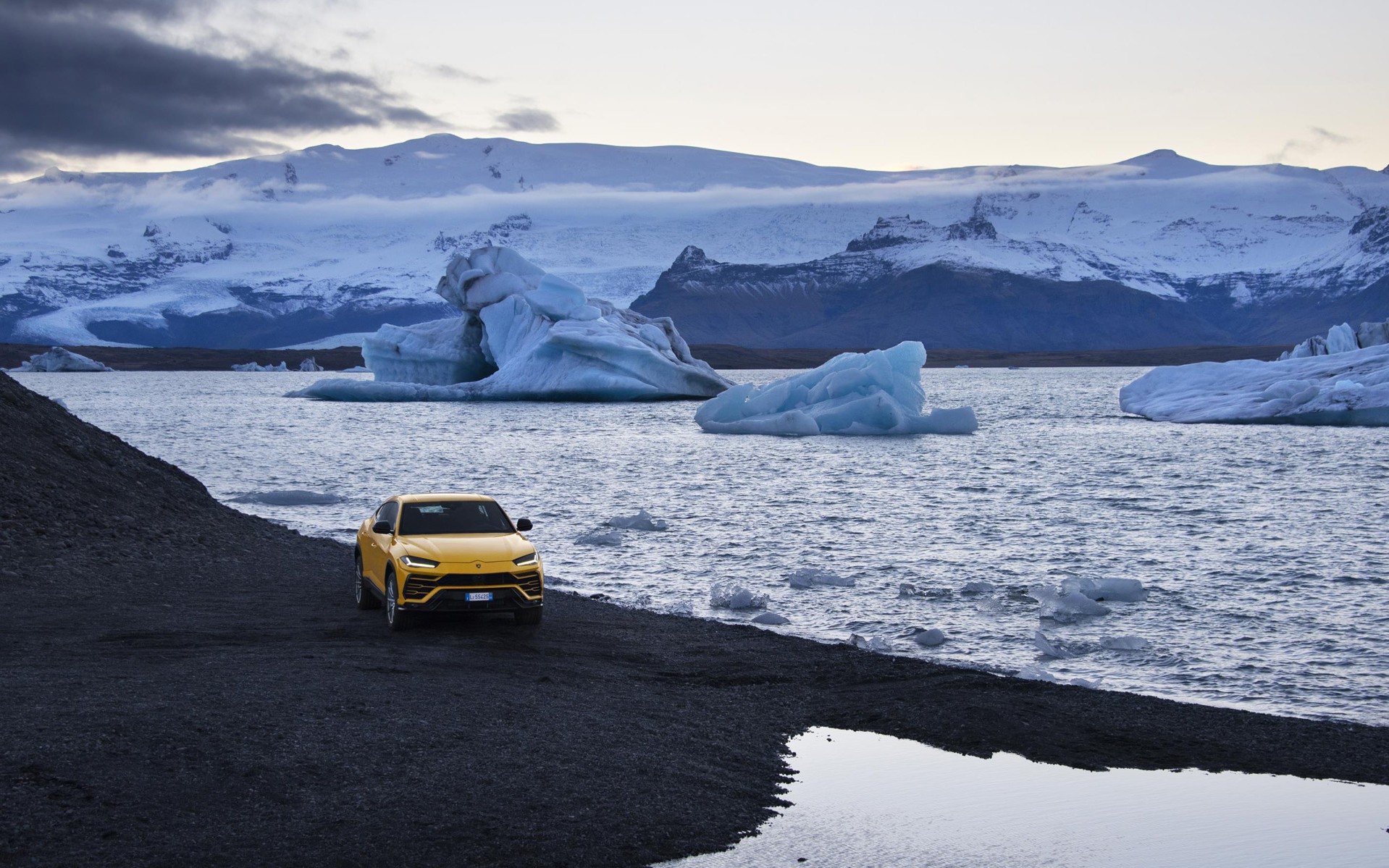 Η Lamborghini Urus στο άκρο της Ευρώπης