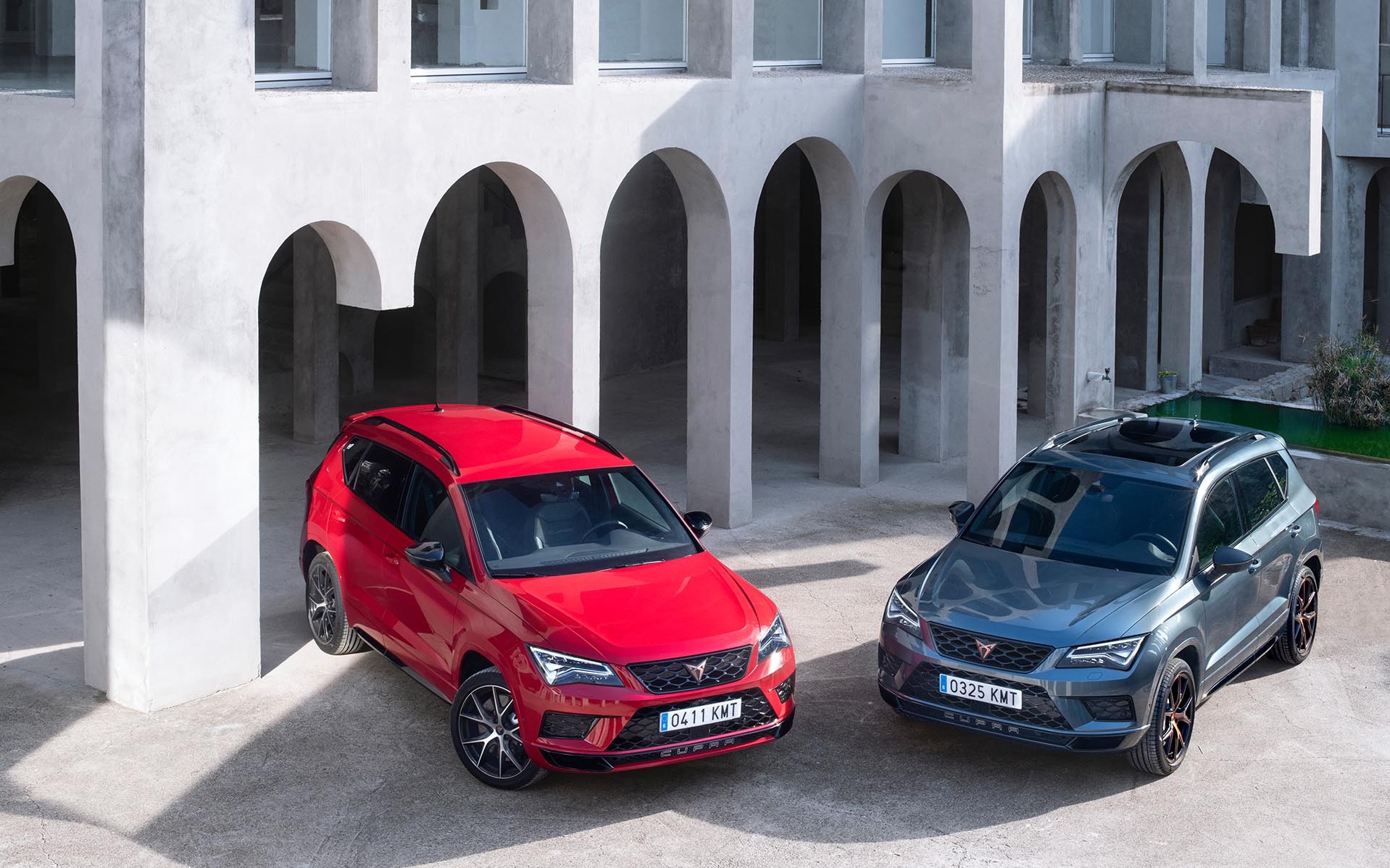 ΟΔΗΓΟΥΜΕ το CUPRA ATECA 2.0 TSI 300 PS DSG 4Drive
