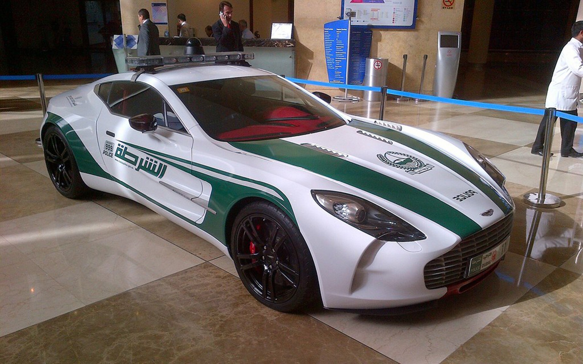 Τα 10 υπεραυτοκίνητα της αστυνομίας του Ντουμπάι