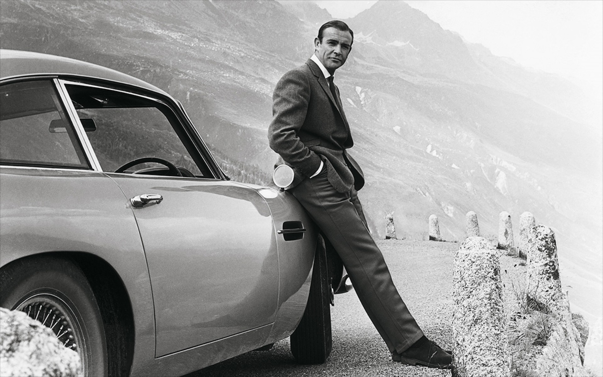 Aston Martin: Κατασκευάζει το αυτοκίνητο του James Bond και ζητάει εκατομμύρια