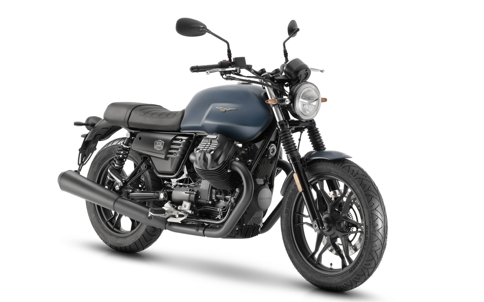 Νέα Moto Guzzi V7 III Stone “Night Pack”