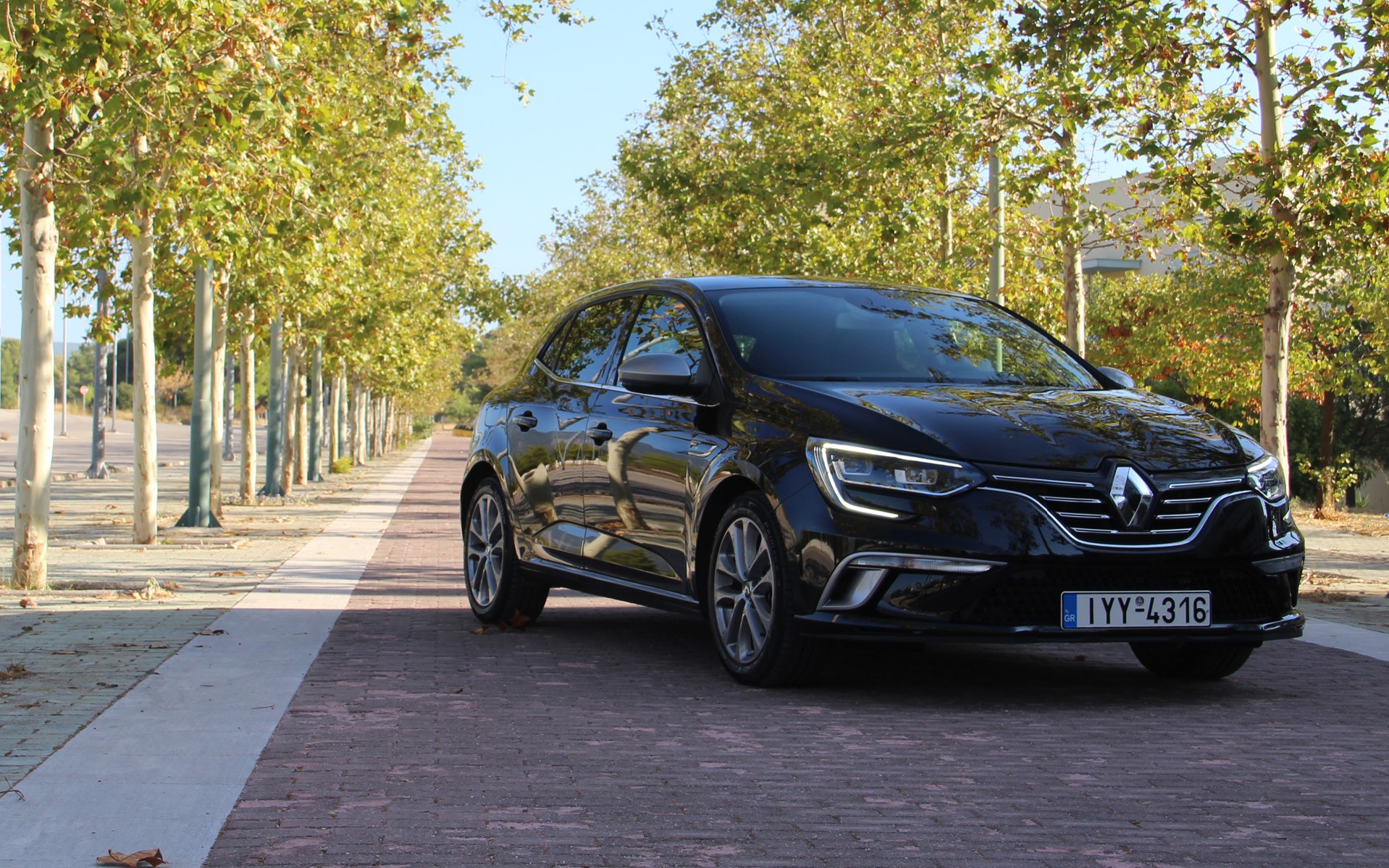 Δοκιμή Renault Megane 1.5 Blue dCi 115 PS: Γαλλικό άρωμα στα μικρομεσαία