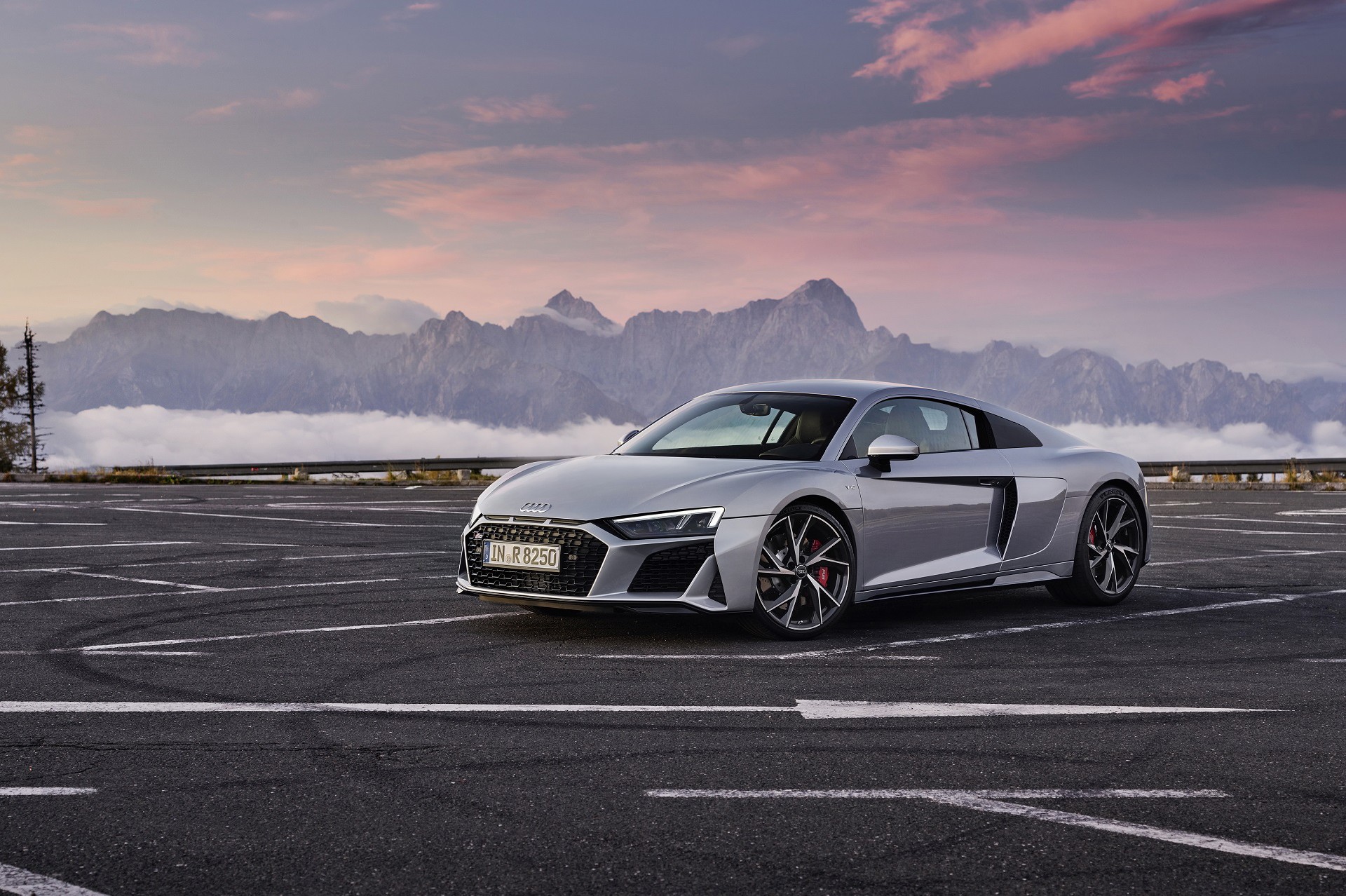 AUDI R8 V10 RWD: Mε 540 ίππους στους πίσω τροχούς!