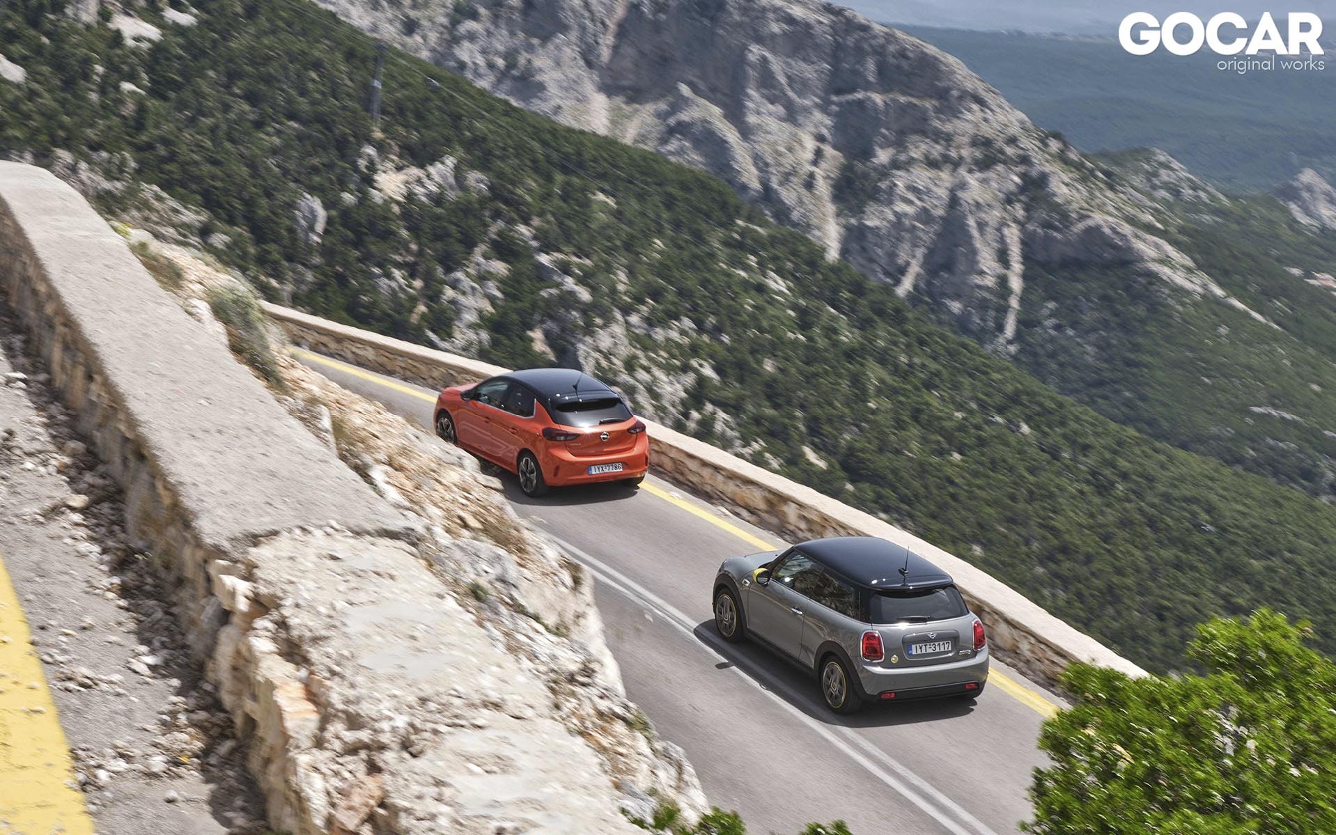 Δοκιμή: Mini Cooper SE & Opel Corsa-e - 
Νόμισμα με δυο όψεις