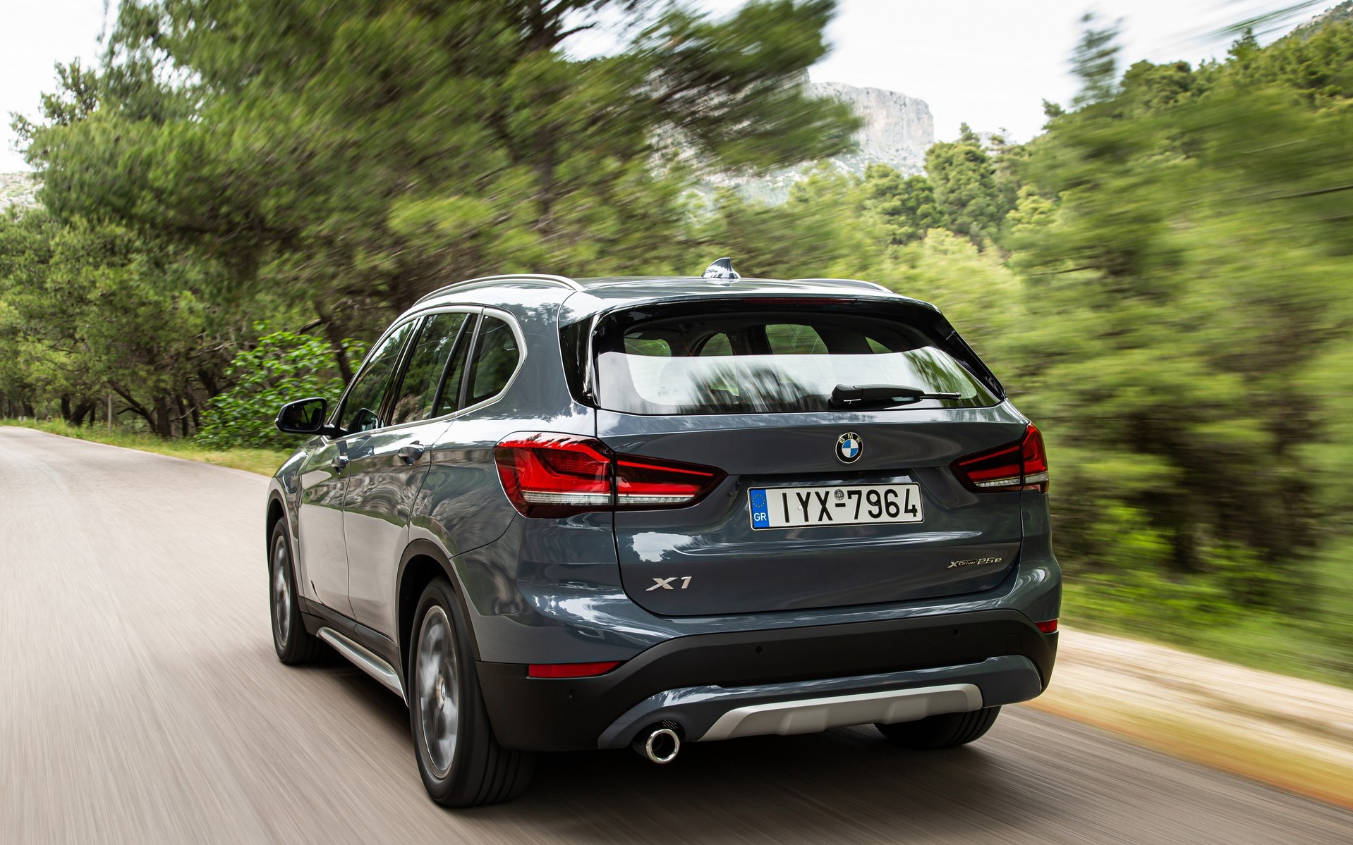 bmw-x1-xdrive25e-plug-in-hybrid-bmw