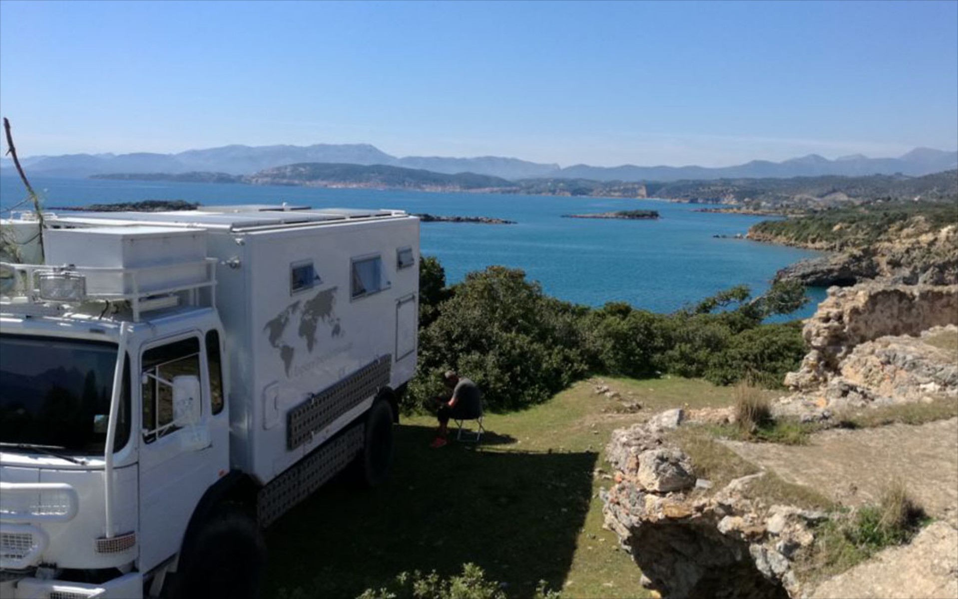 Στην Ελλάδα το τροχόσπιτο-τέρας των 14 τόνων