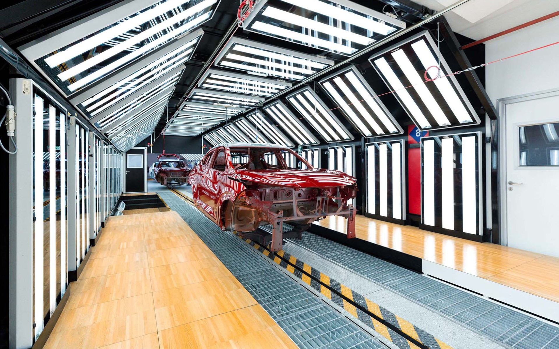 Τέχνη η βαφή του αυτοκινήτων (video)