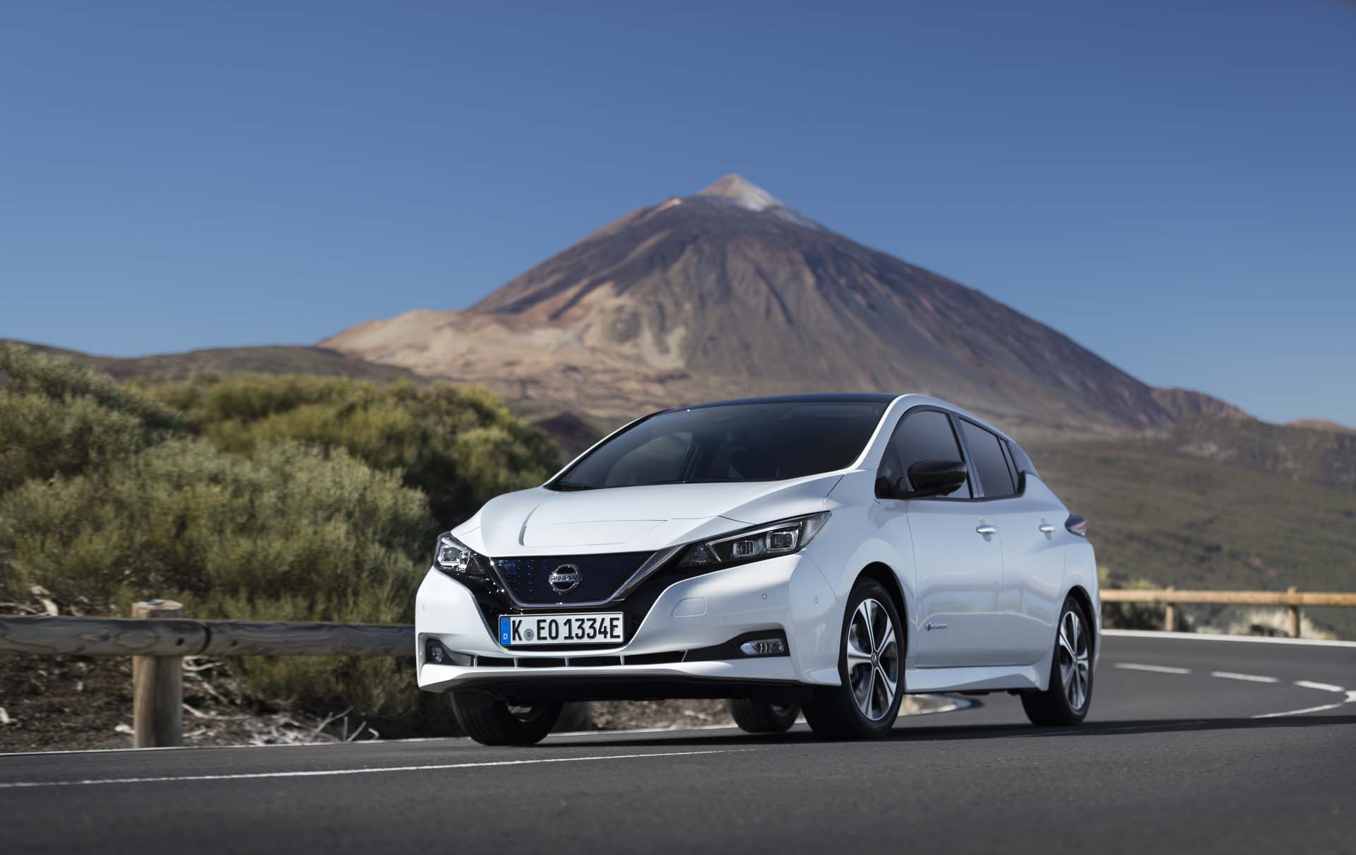 Nissan Leaf: Δέκα χρόνια και 2,5 δισ. κιλά CO2 λιγότερα στην ατμόσφαιρα