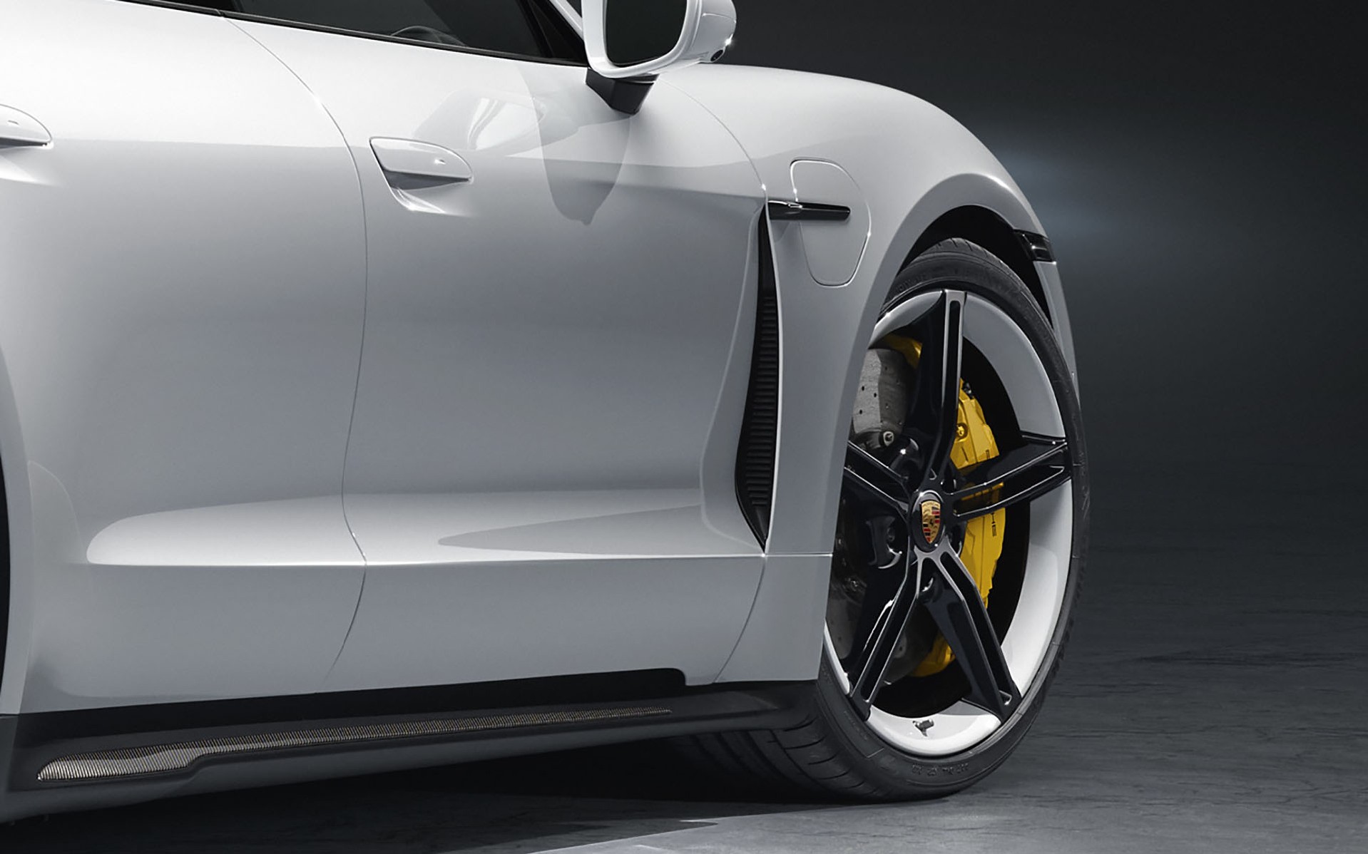 Τι θα αγοράζατε με 200.000 ευρώ; Δείτε τι ψηφίσατε