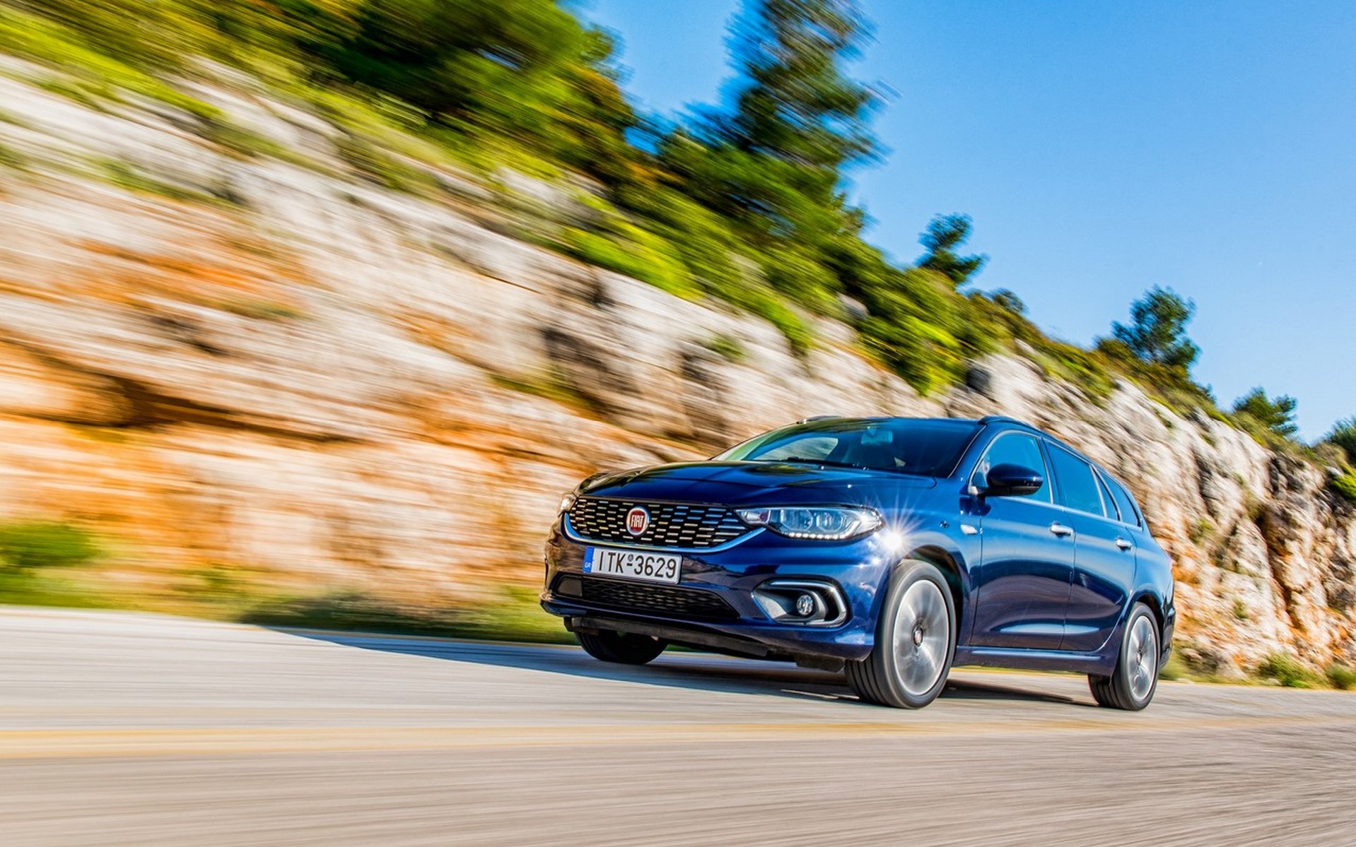 <br />
<b>Notice</b>:  Undefined property: stdClass::$title in <b>/home/www3gocar/public_html/templates/t2024/ice_c/9a1326b63621589c2d0ae49576f7df8a09573c42_0.file.box.featured.tpl.php</b> on line <b>89</b><br />
