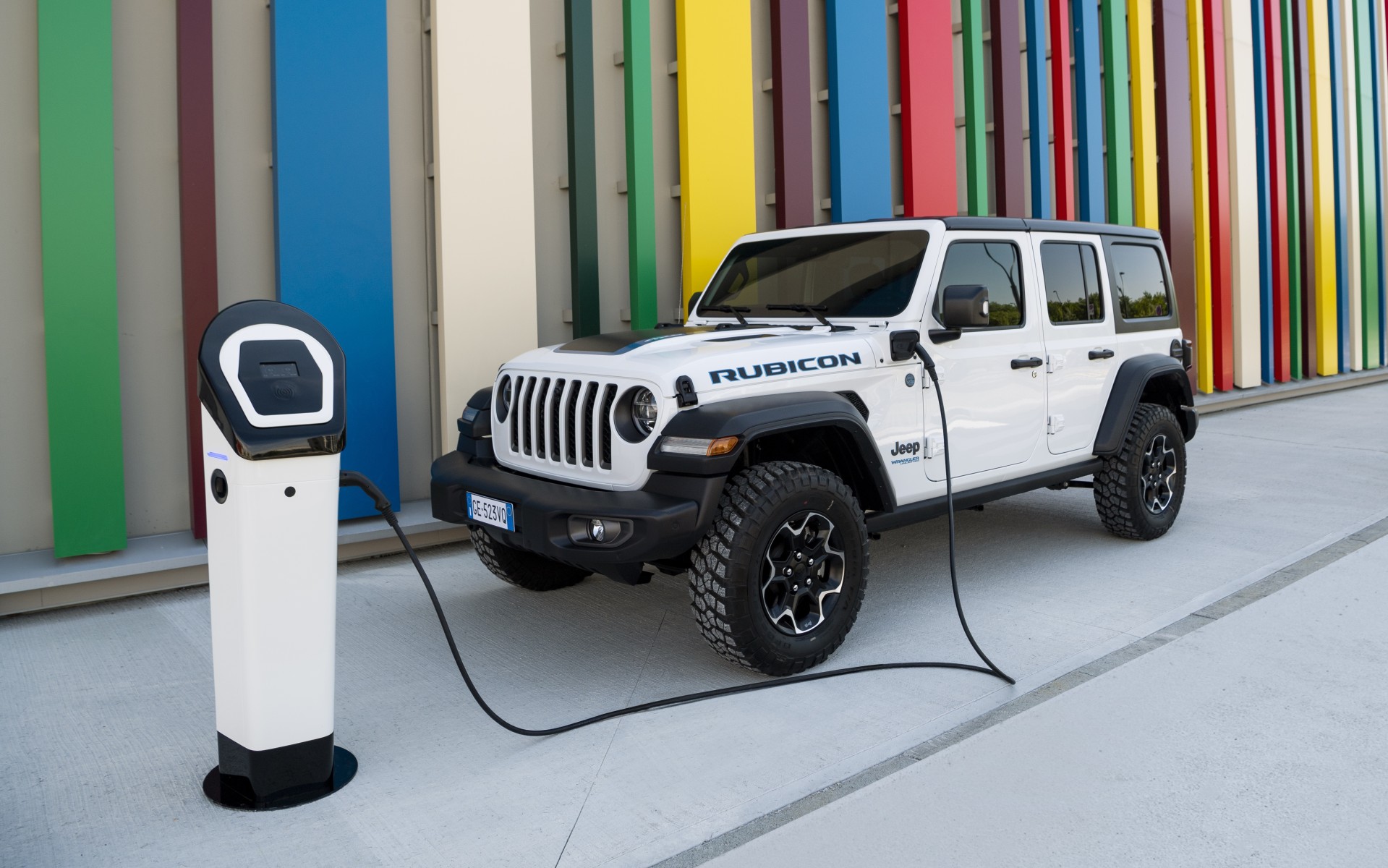 Το νέο Plug-In Hybrid Jeep Wrangler είναι διαθέσιμο στην Ελληνική αγορά – Δείτε τις τιμές