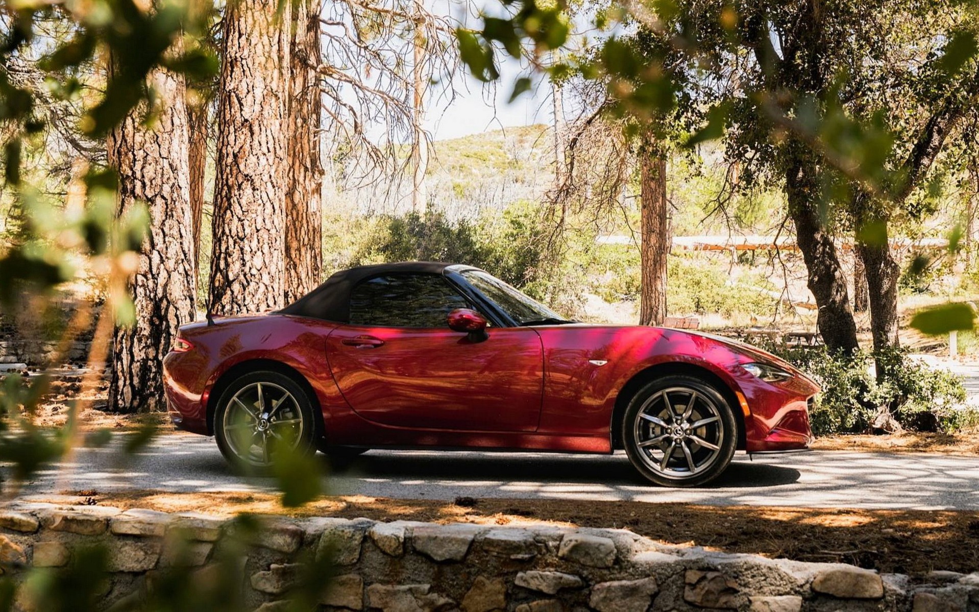 Mazda: το επόμενο MX-5 θα χρησιμοποιεί ηλεκτρική ενέργεια