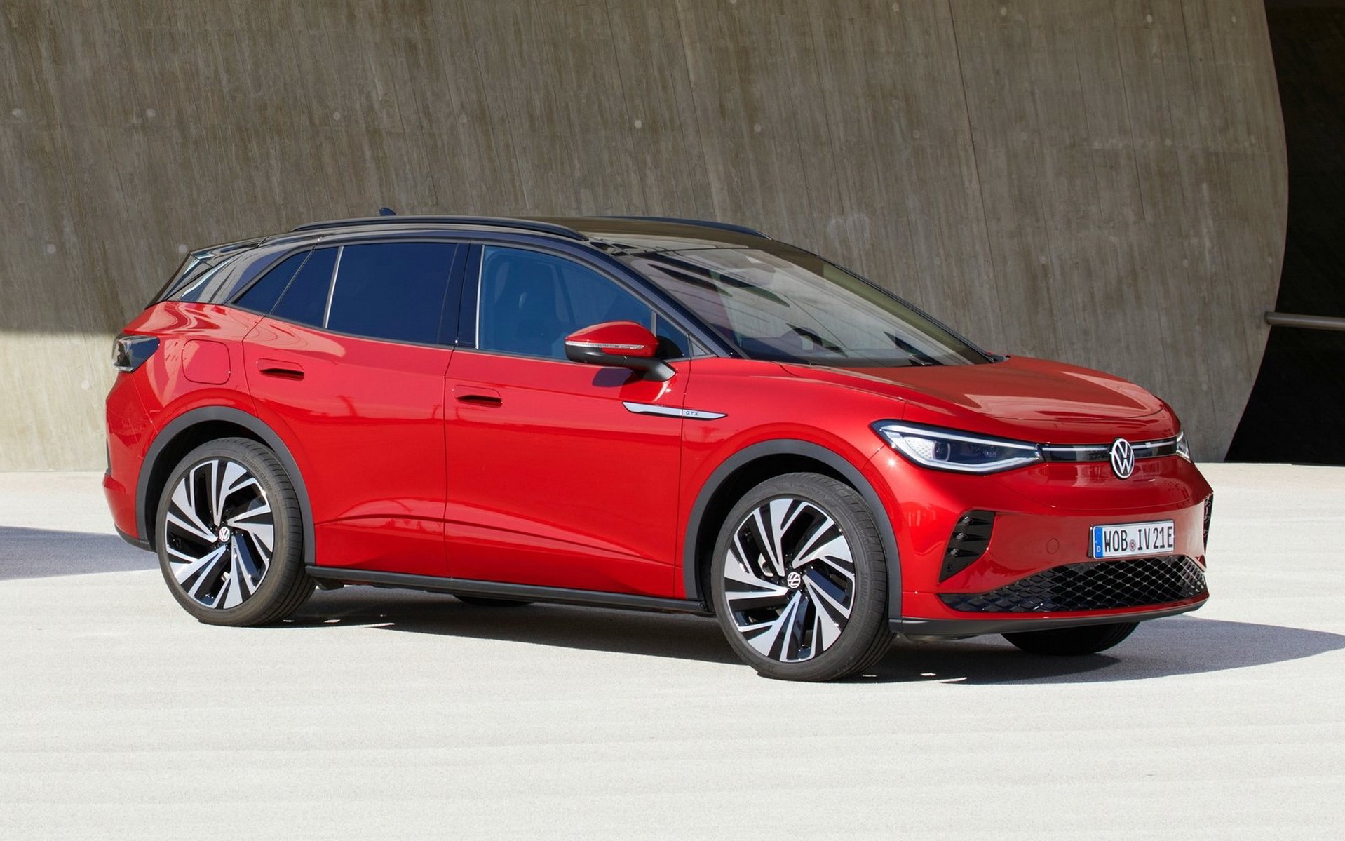 Πανελλαδική πρεμιέρα για το Volkswagen ID.4 GTX στην 85η ΔΕΘ