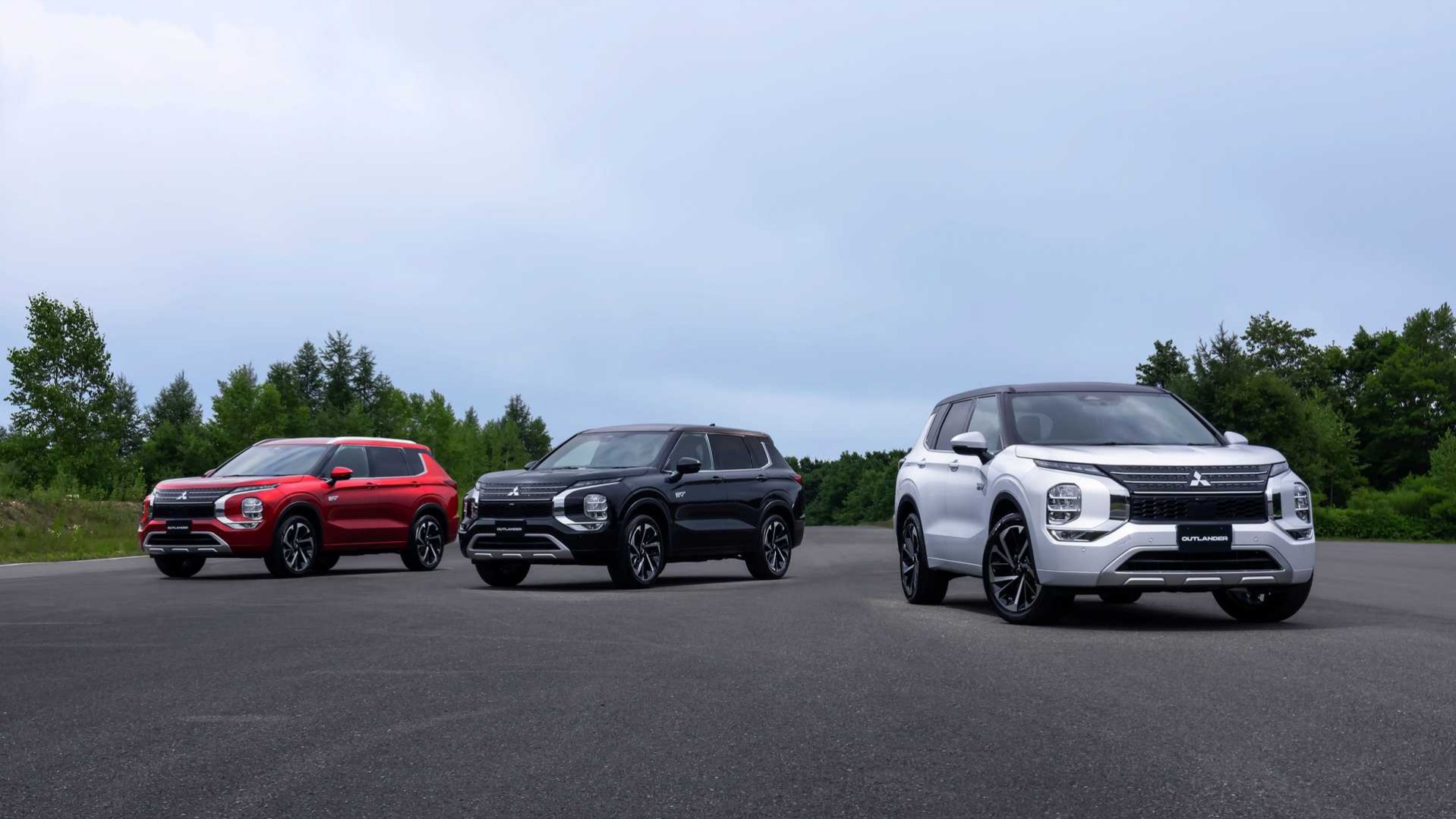 Νέο Mitsubishi Outlander PHEV, με ηλεκτρική αυτονομία 87 km