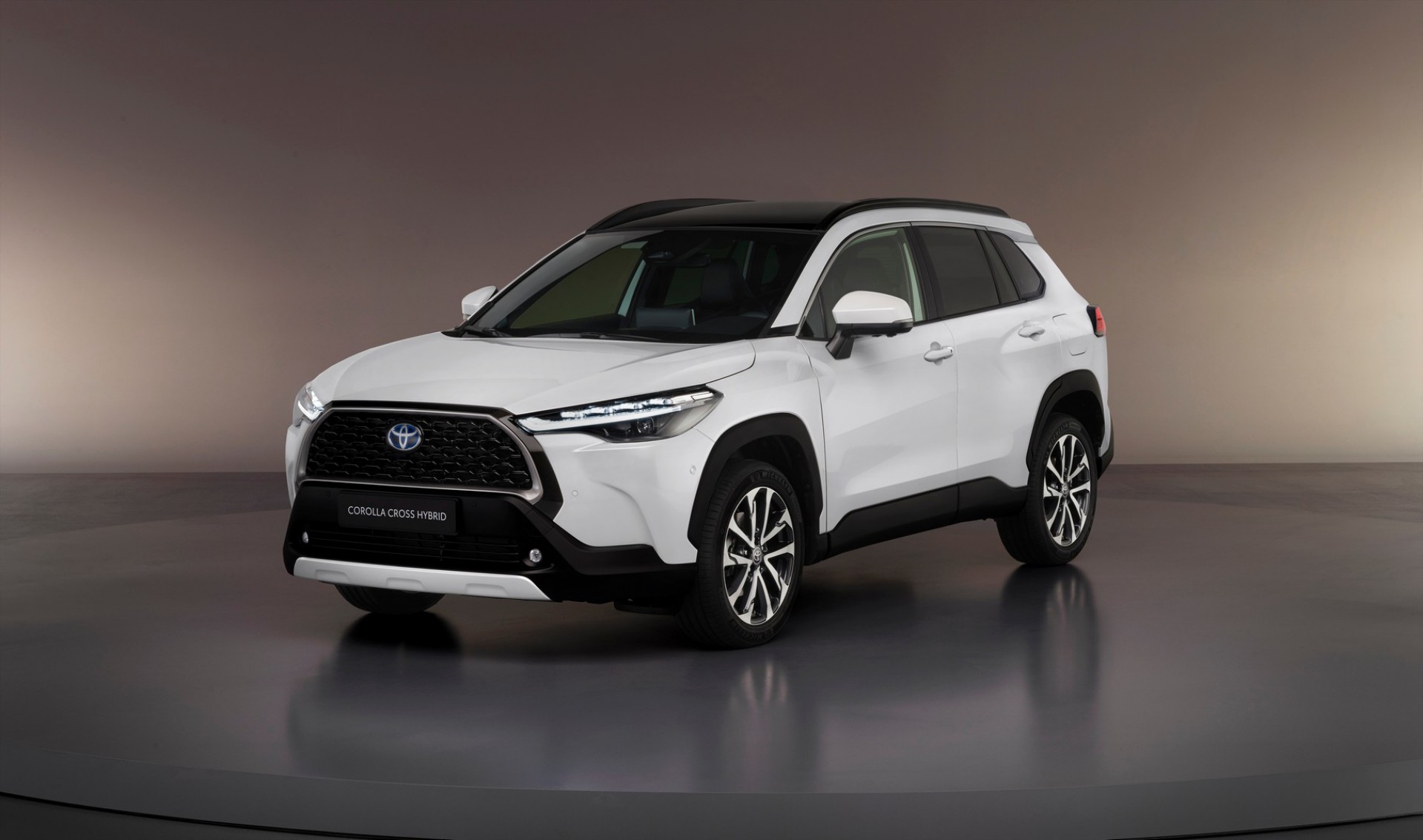 Αποκαλύφθηκε η ολοκαίνουρια Toyota Corolla Cross