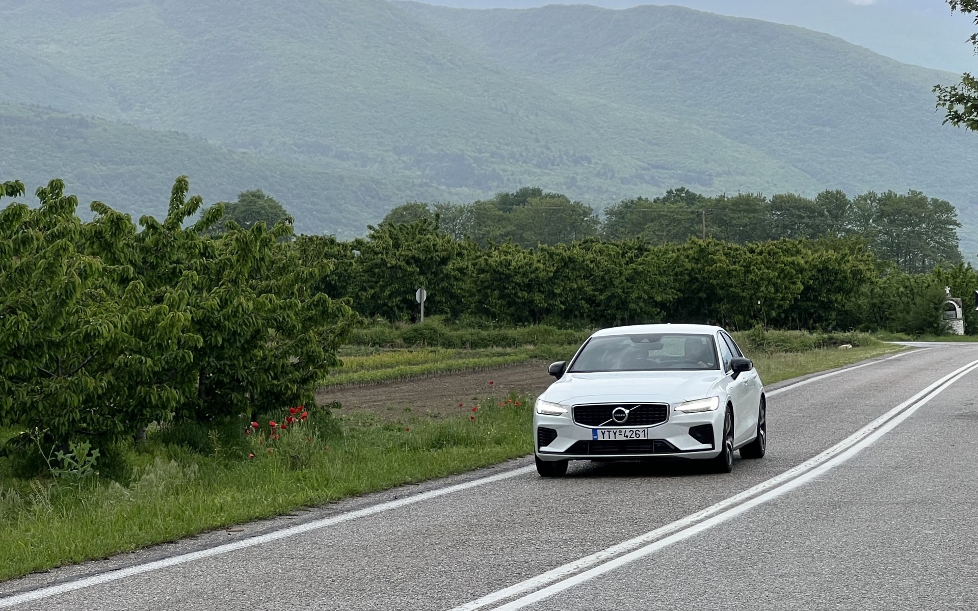 Κάναμε 1.500 χιλιόμετρα σε 5 ημέρες με Volvo S60 T8 PHEV 