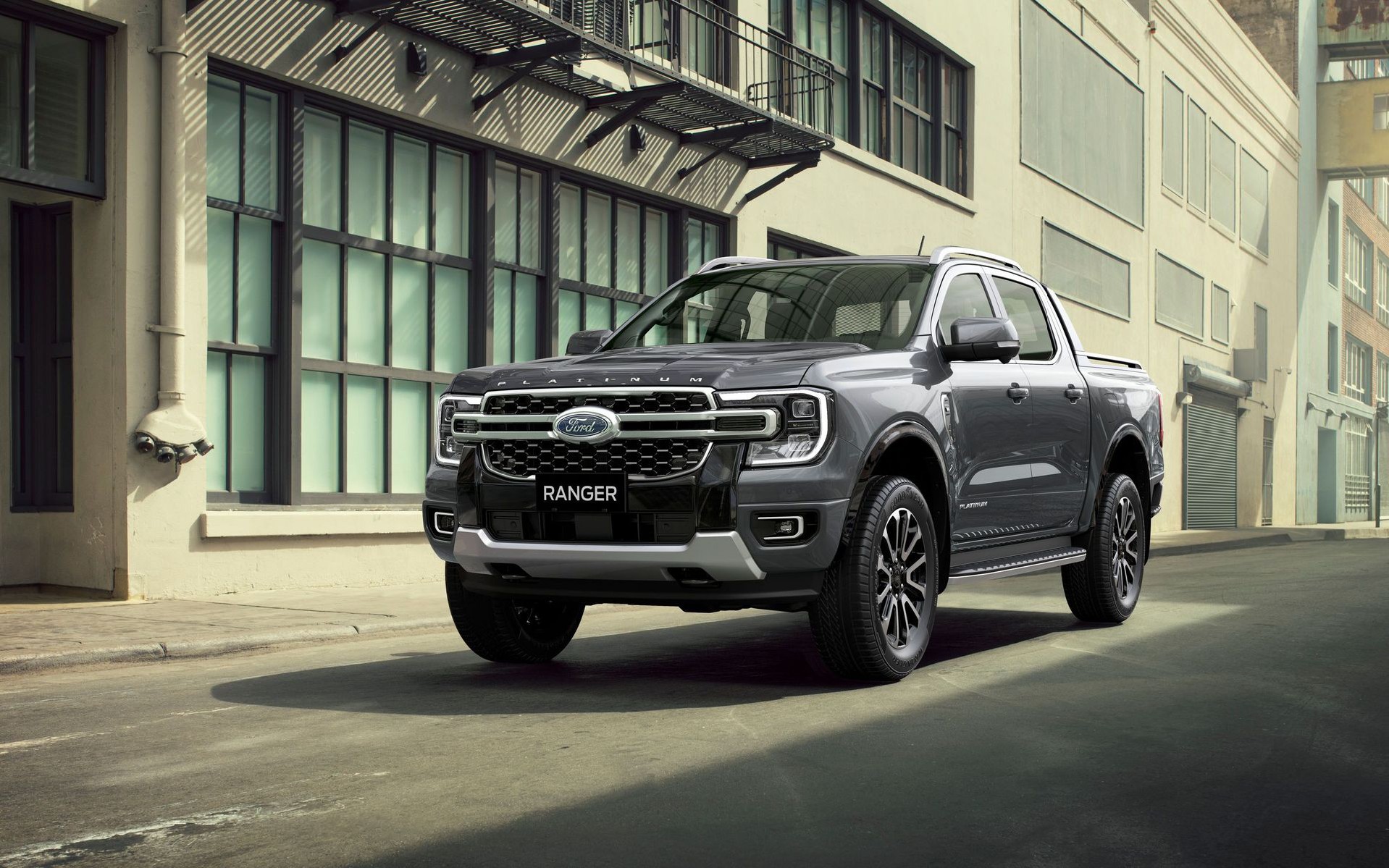 Νέο Ford Ranger Platinum: Το πιο πολυτελές pick-up