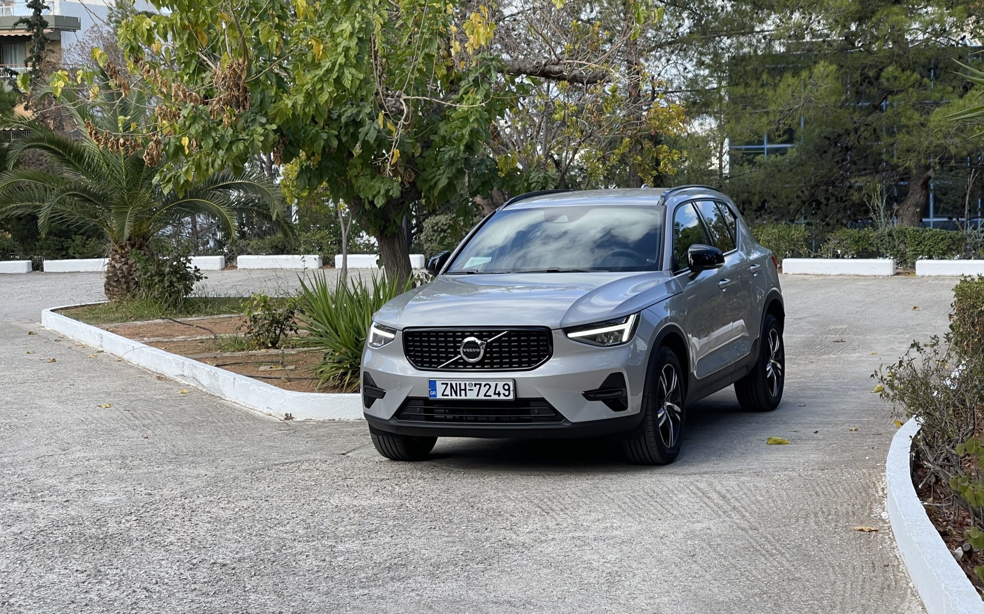 Δοκιμή Volvo XC40 T2 129 PS: Ο πορτιέρης!
