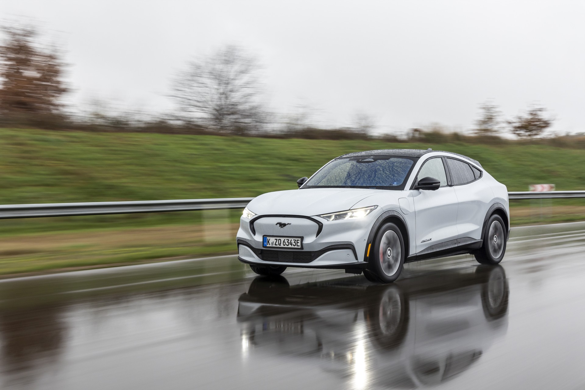 Ford Mustang Mach-E: To top gadget τεχνολογίας