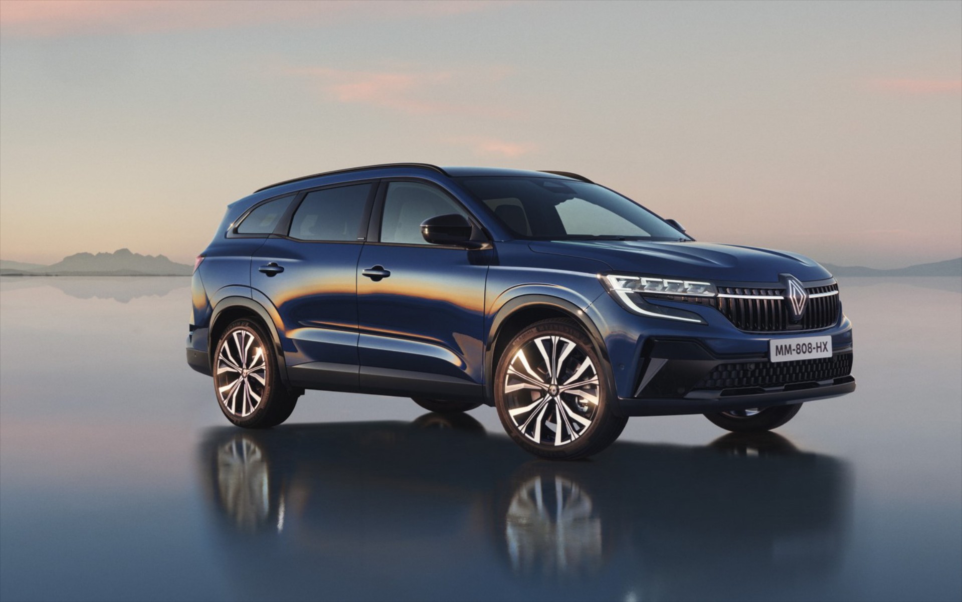 Νέο Renault Espace: Ξεχάστε το MPV, έγινε στιλάτο SUV