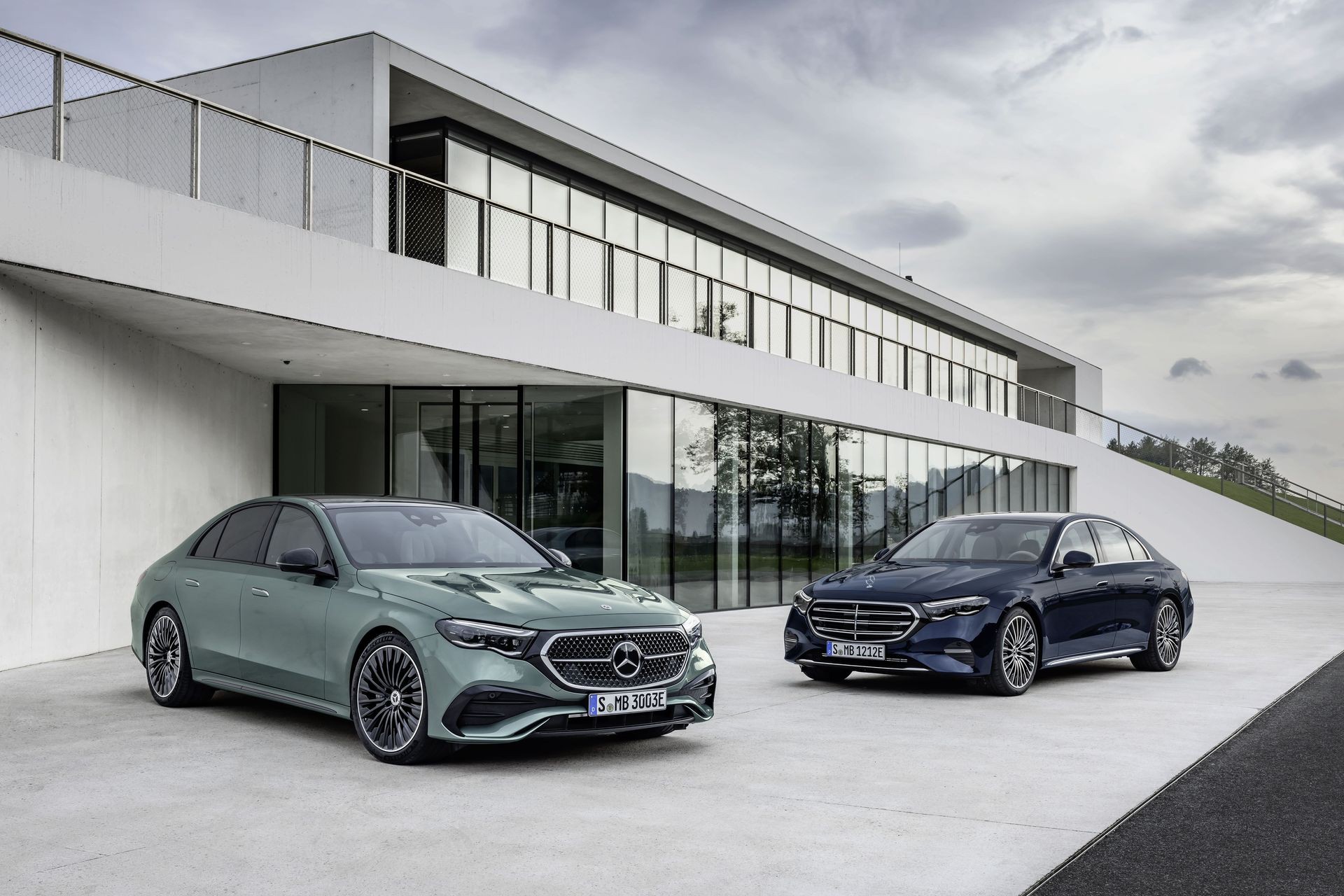 <br />
<b>Notice</b>: Undefined property: stdClass::$title in <b>/home/www3gocar/public_html/templates/t2024/ice_c/9a1326b63621589c2d0ae49576f7df8a09573c42_0.file.box.featured.tpl.php</b> on line <b>89</b><br />