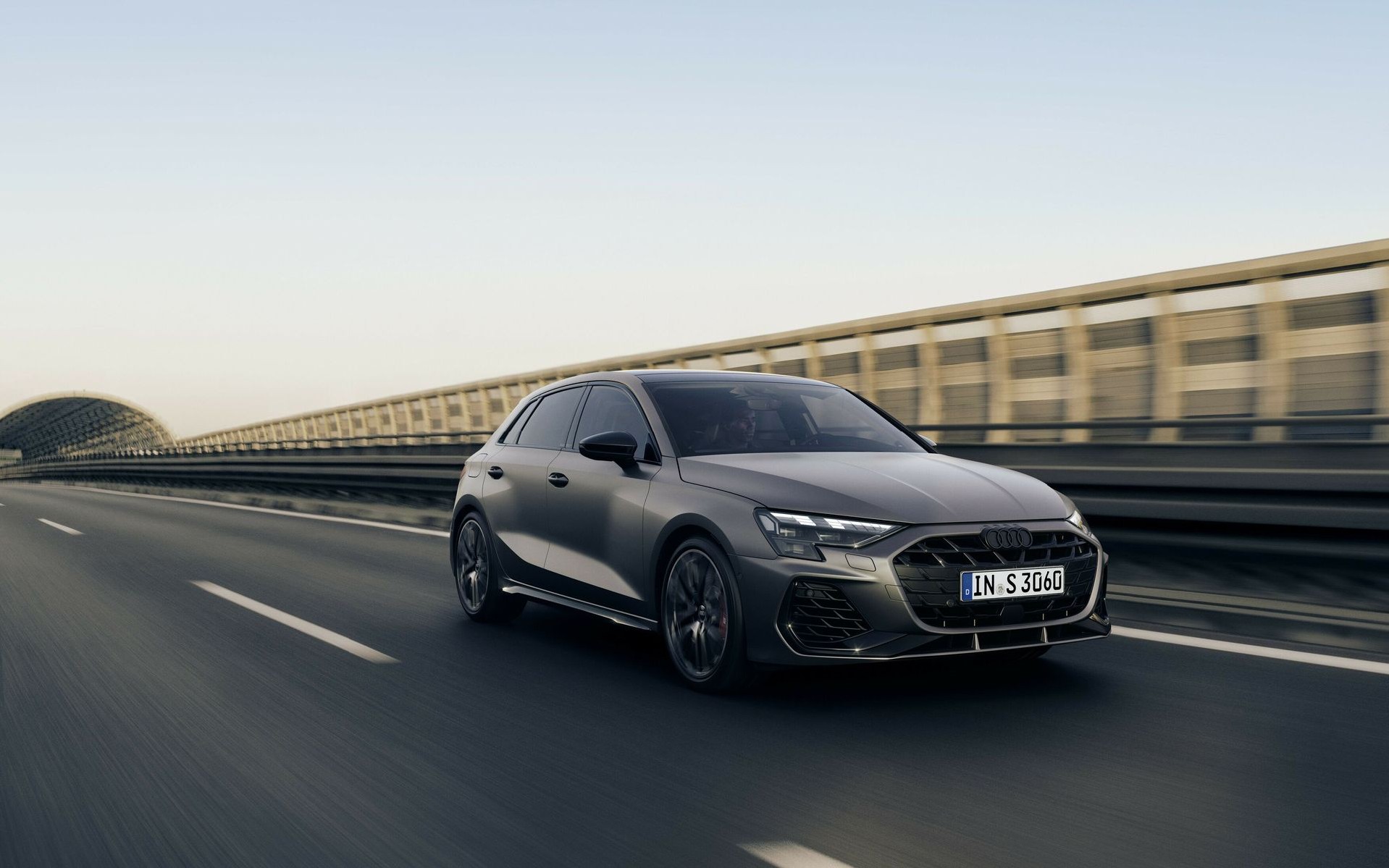 <br />
<b>Notice</b>:  Undefined property: stdClass::$title in <b>/home/www3gocar/public_html/templates/t2024/ice_c/9a1326b63621589c2d0ae49576f7df8a09573c42_0.file.box.featured.tpl.php</b> on line <b>89</b><br />
