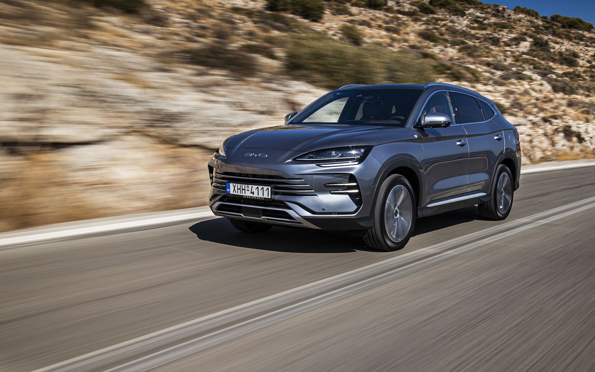 Δοκιμή BYD Seal U DM-i AWD Design 324 PS: Επιθετικό marketing