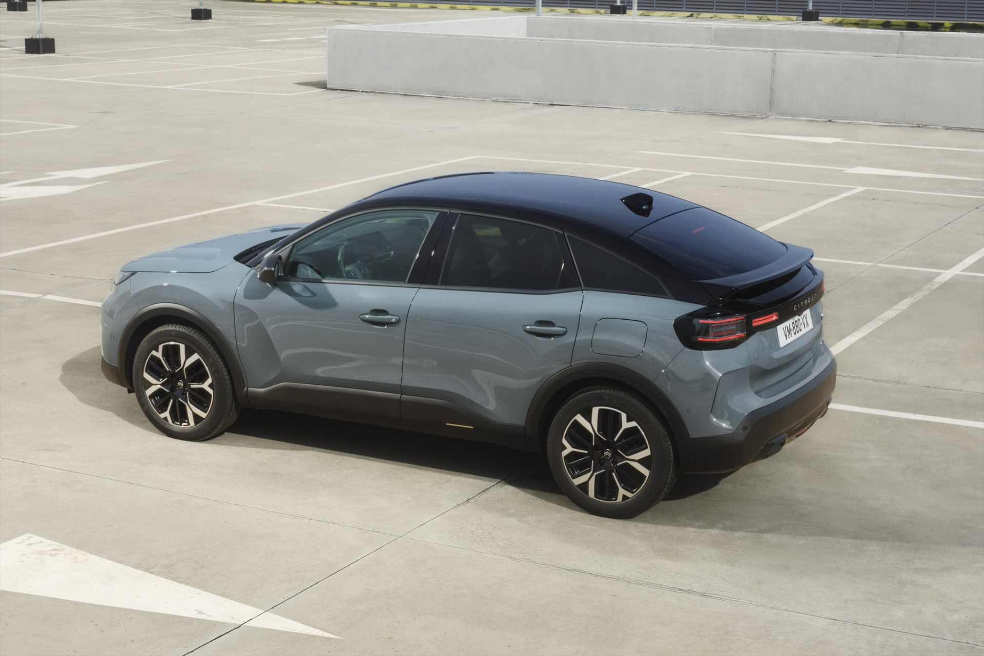 <br />
<b>Notice</b>:  Undefined property: stdClass::$title in <b>/home/www3gocar/public_html/templates/t2024/ice_c/9a1326b63621589c2d0ae49576f7df8a09573c42_0.file.box.featured.tpl.php</b> on line <b>89</b><br />
