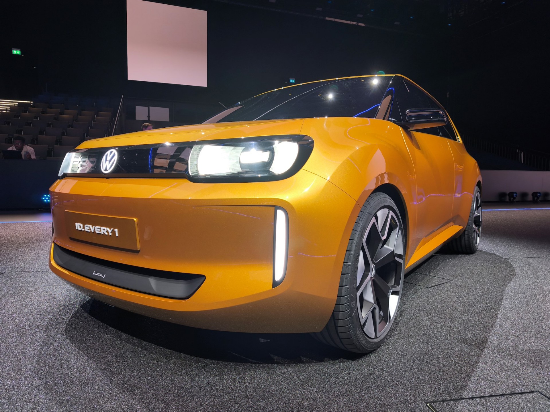 Τι είδαμε στο νέο Volkswagen των 20.000 ευρώ – Τα 5 πράγματα που πρέπει να ξέρεις