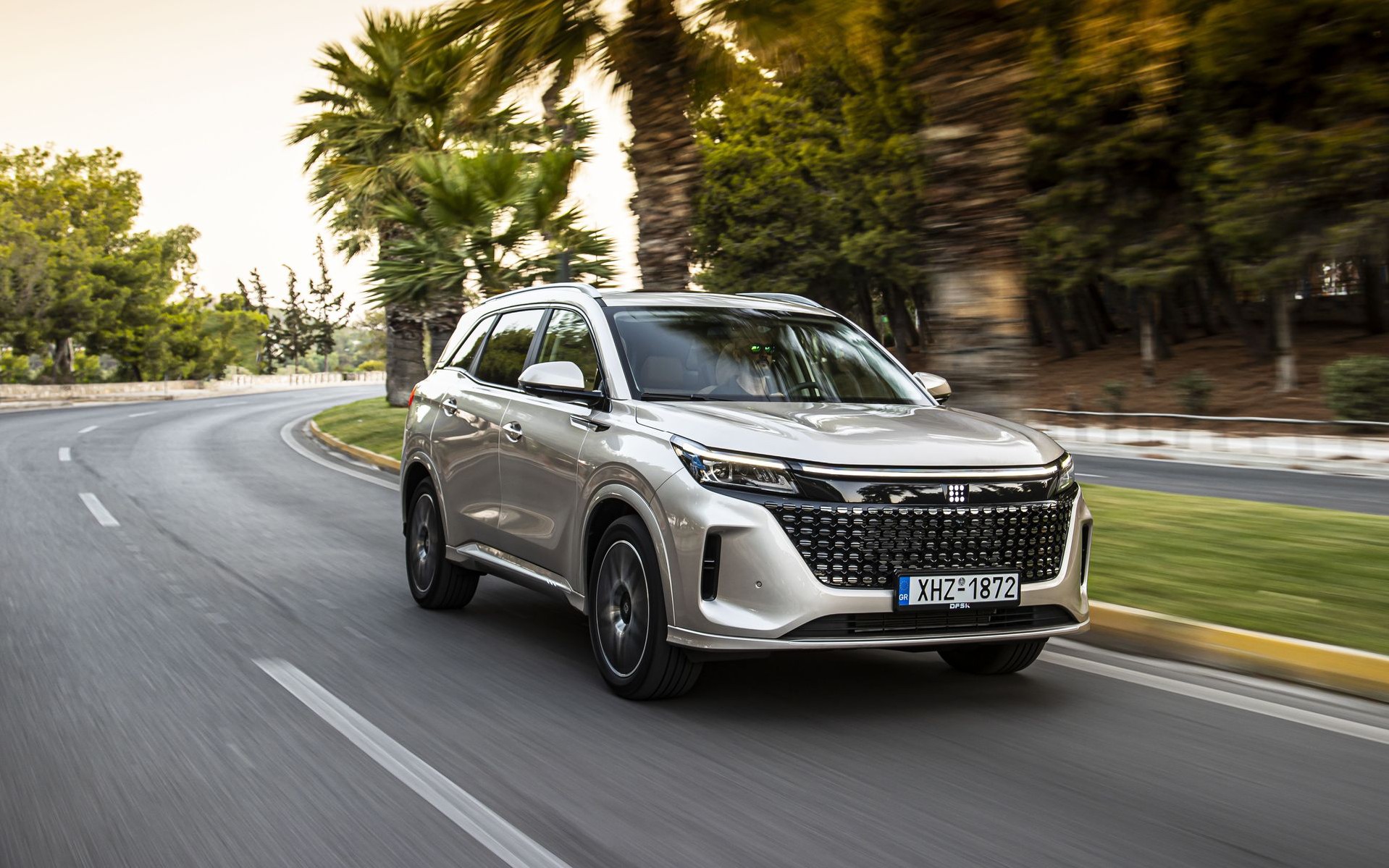 DFSK E5: Το ολοκληρωμένο 7θέσιο PHEV στην καλύτερη τιμή της αγοράς!