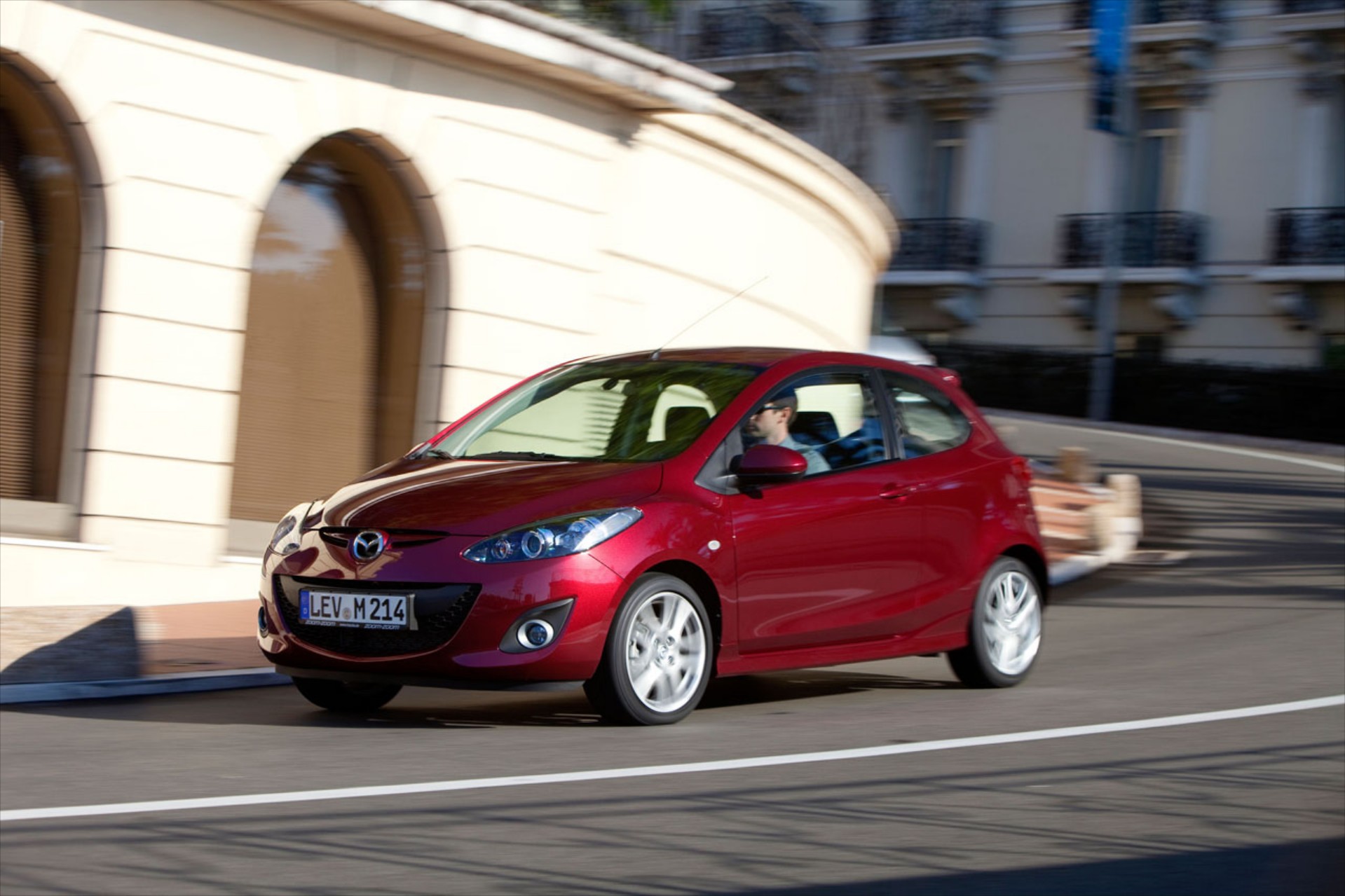 Mazda 2 1.3 3d - 2011