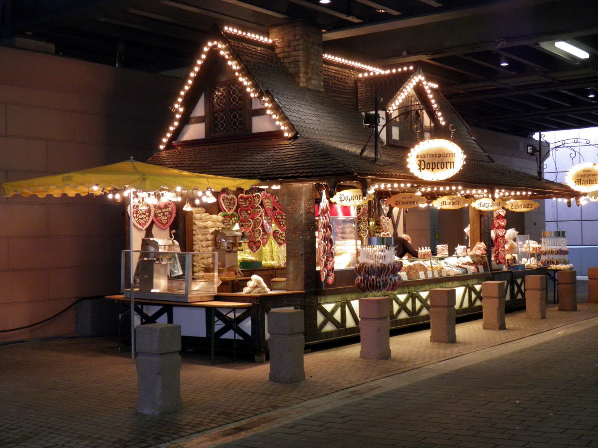 …και δυο λουκάνικα Φρανκφούρτης