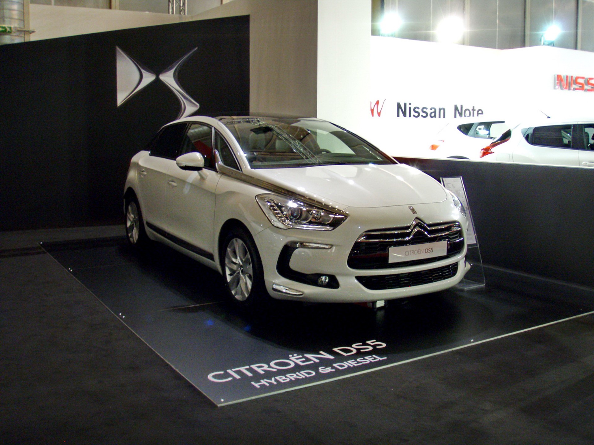 Παρών και το Citroen DS5 στην Έκθεση Αυτοκινήτου της Αθήνας