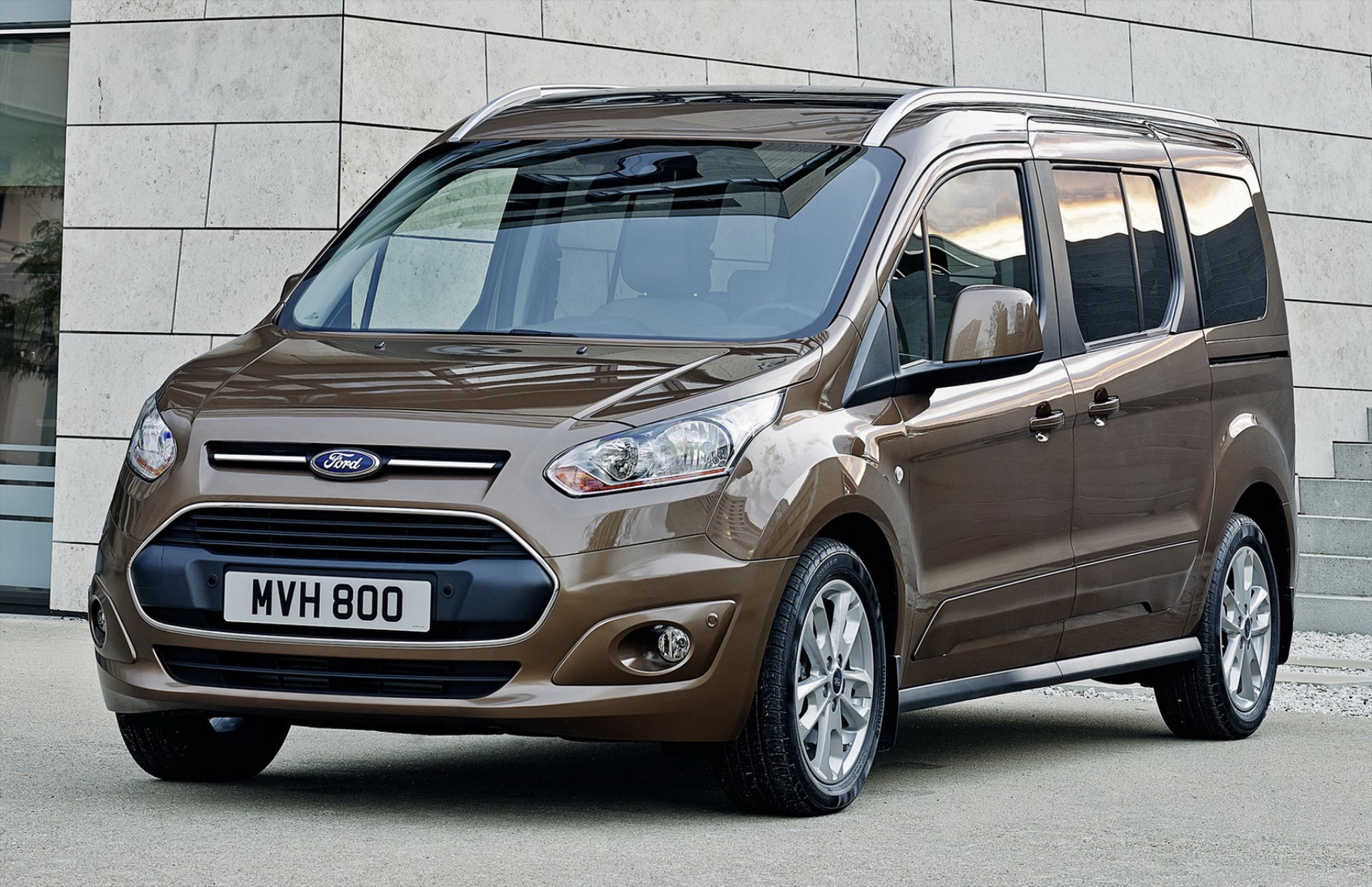 Οδηγούμε: Ford Tourneo Connect