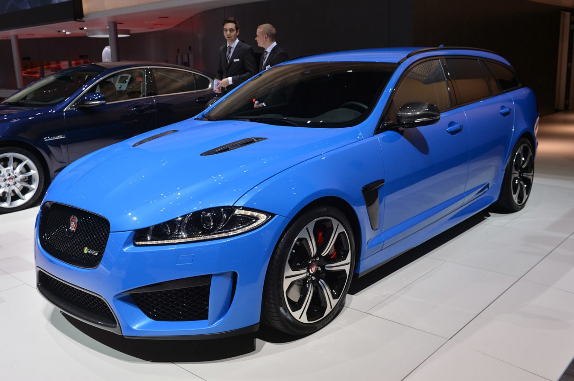 Νέα Sportbrake στη γκάμα της Jaguar XFR
