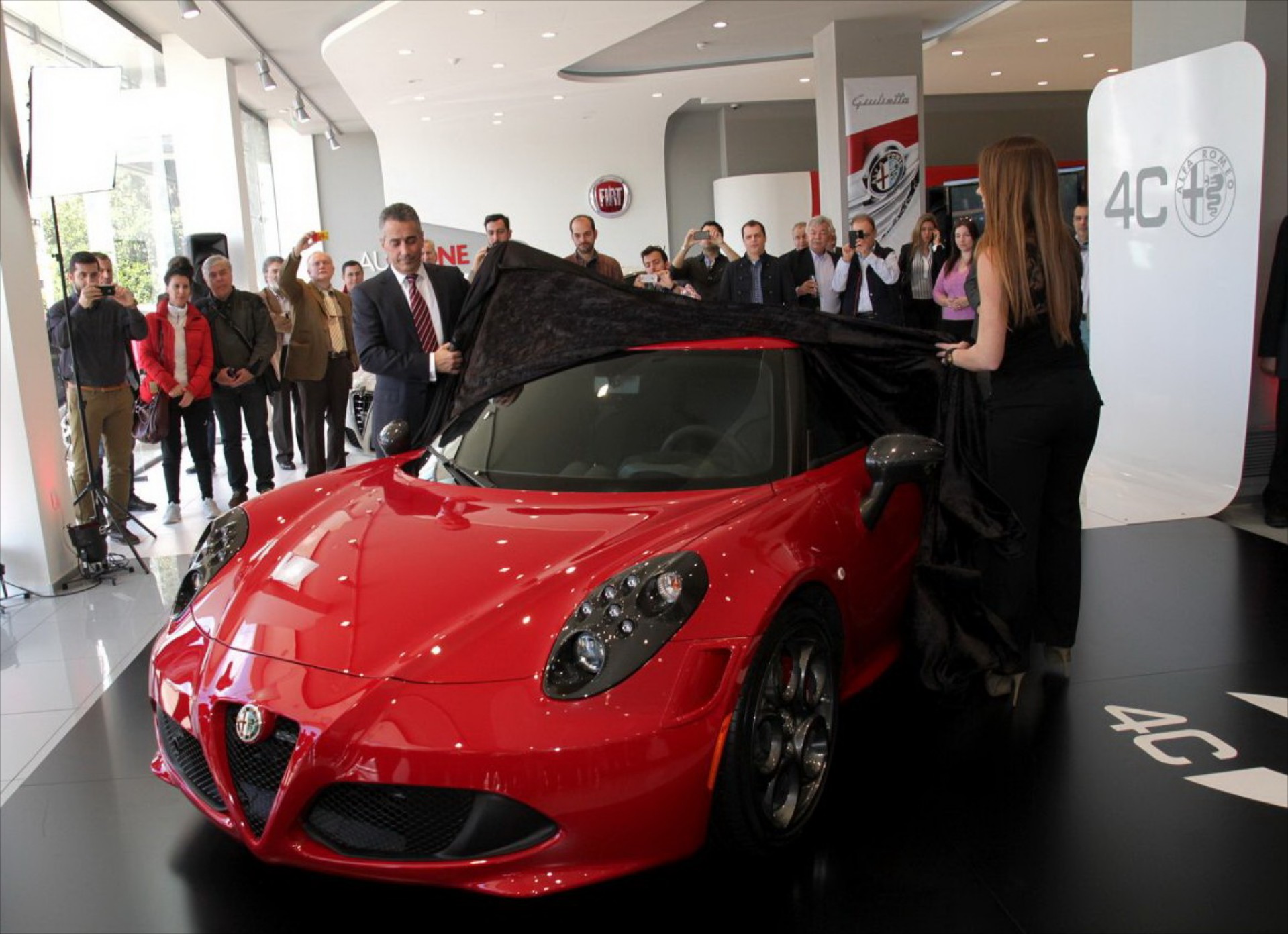 Μια Alfa Romeo 4C Launch Edition στην Ελλάδα
