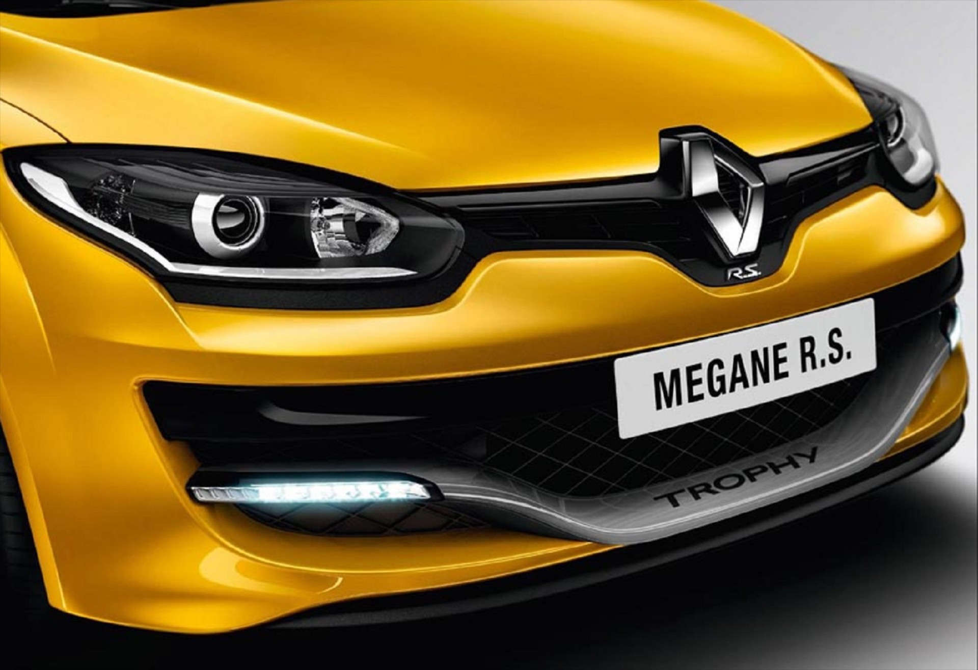 Η Renault «απειλεί» το ρεκόρ του Nurburging