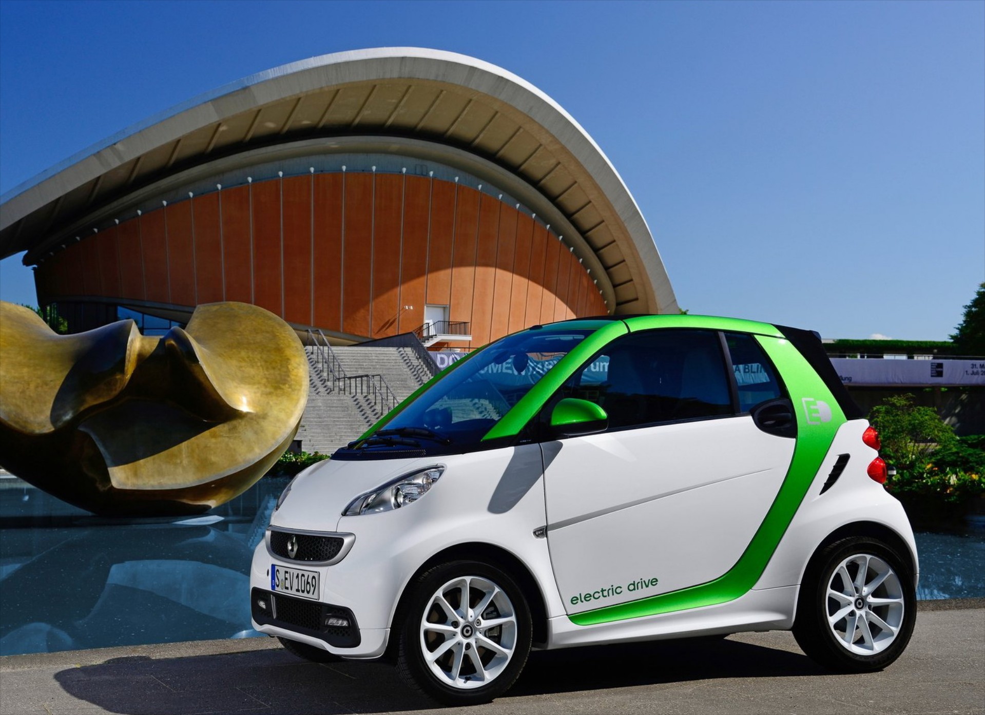 <br />
<b>Notice</b>: Undefined property: stdClass::$title in <b>/home/www3gocar/public_html/templates/t2024/ice_c/9a1326b63621589c2d0ae49576f7df8a09573c42_0.file.box.featured.tpl.php</b> on line <b>89</b><br />