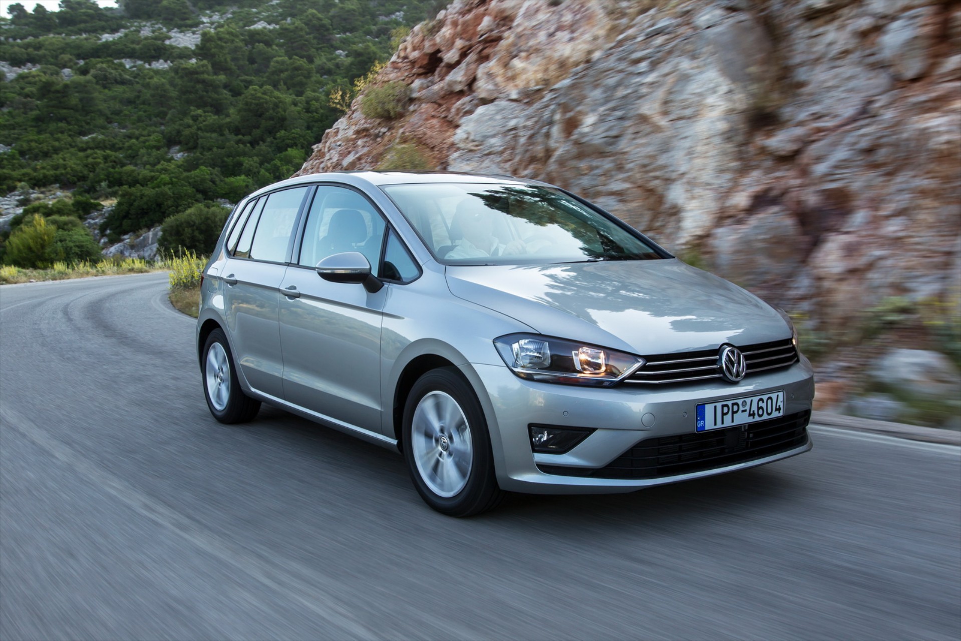 <br />
<b>Notice</b>:  Undefined property: stdClass::$title in <b>/home/www3gocar/public_html/templates/t2024/ice_c/9a1326b63621589c2d0ae49576f7df8a09573c42_0.file.box.featured.tpl.php</b> on line <b>89</b><br />
