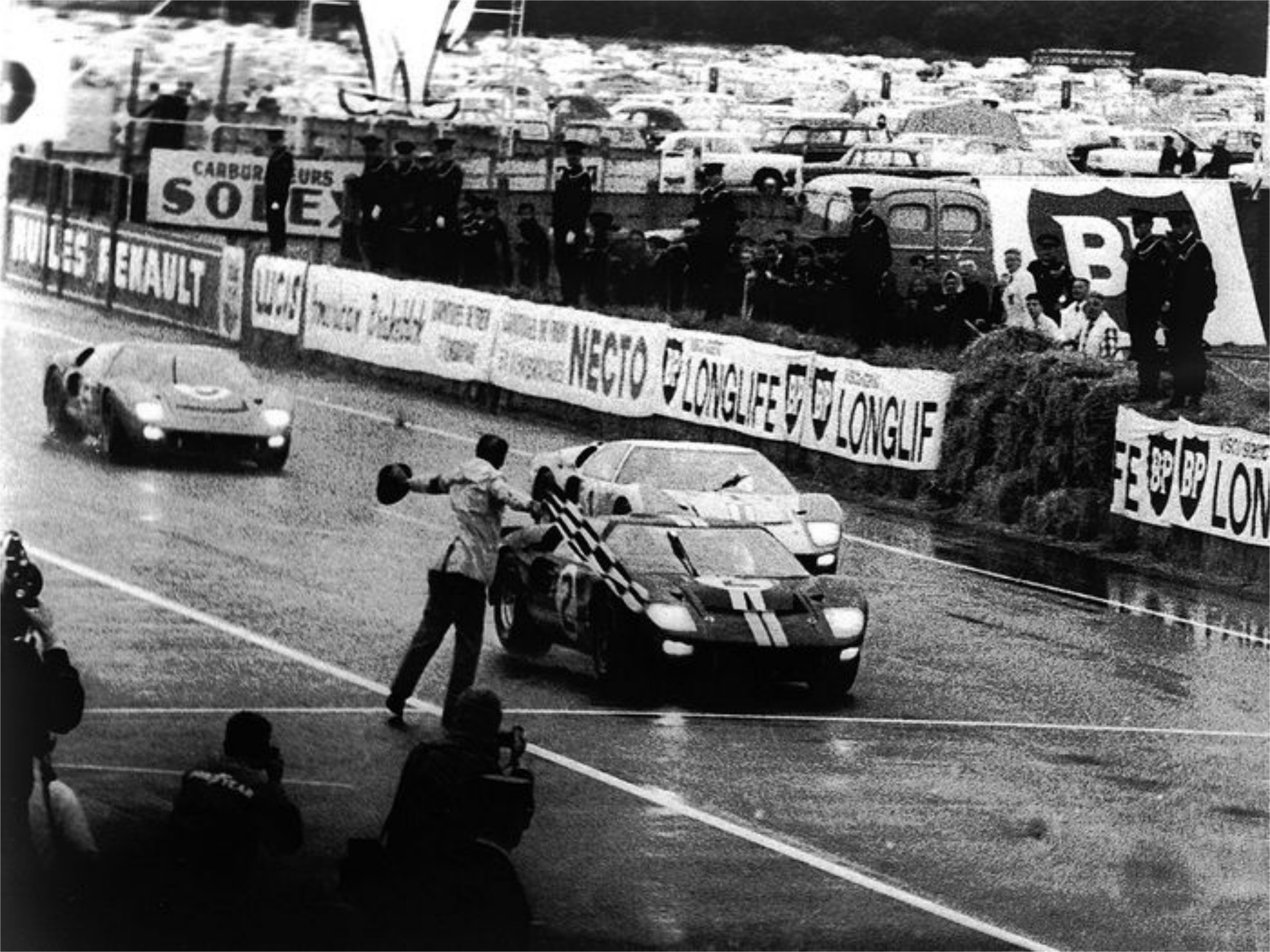 Ford GT40: Η εκδίκηση τρώγεται κρύα