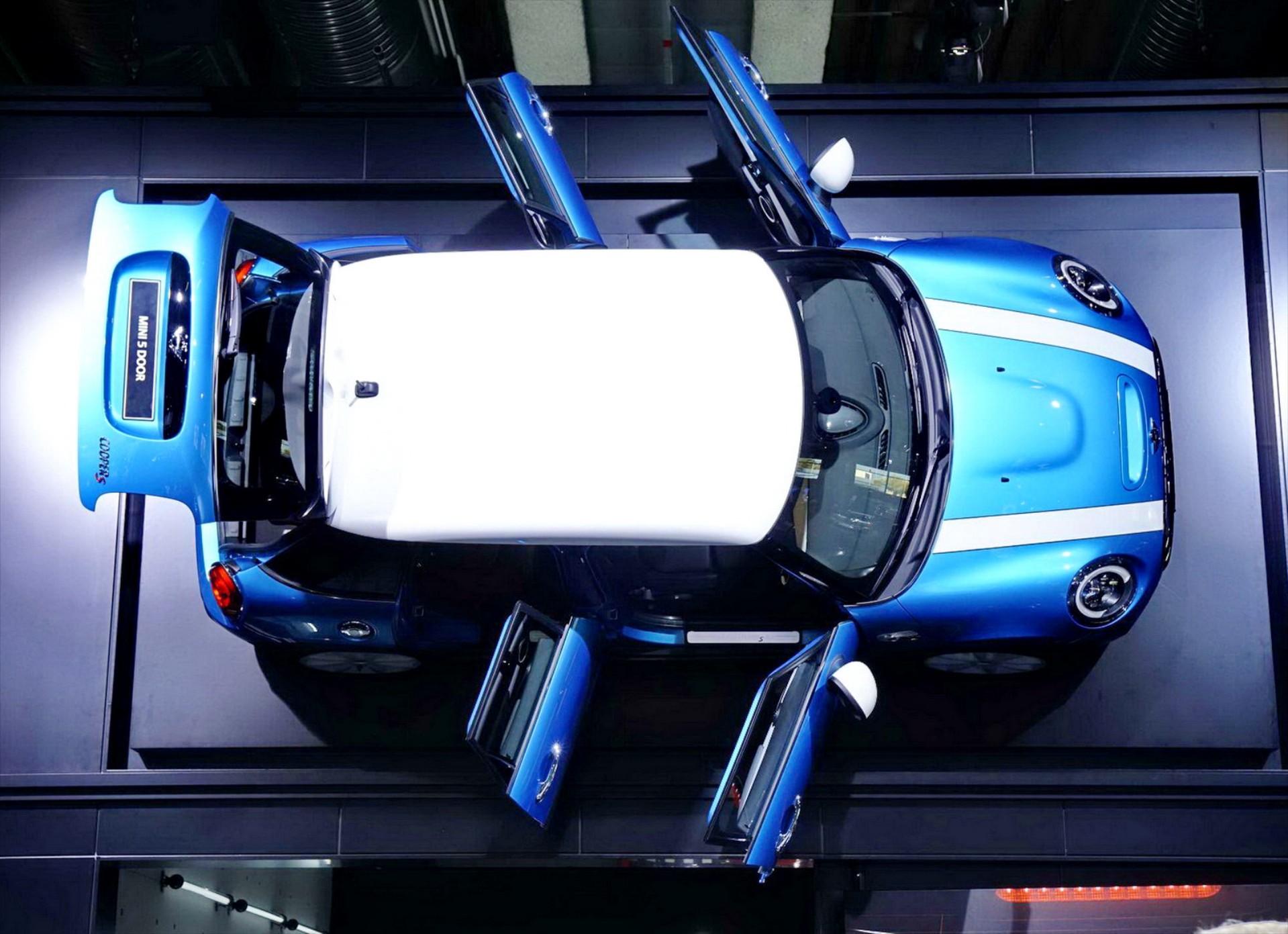 Το νέο 5θυρο Mini  