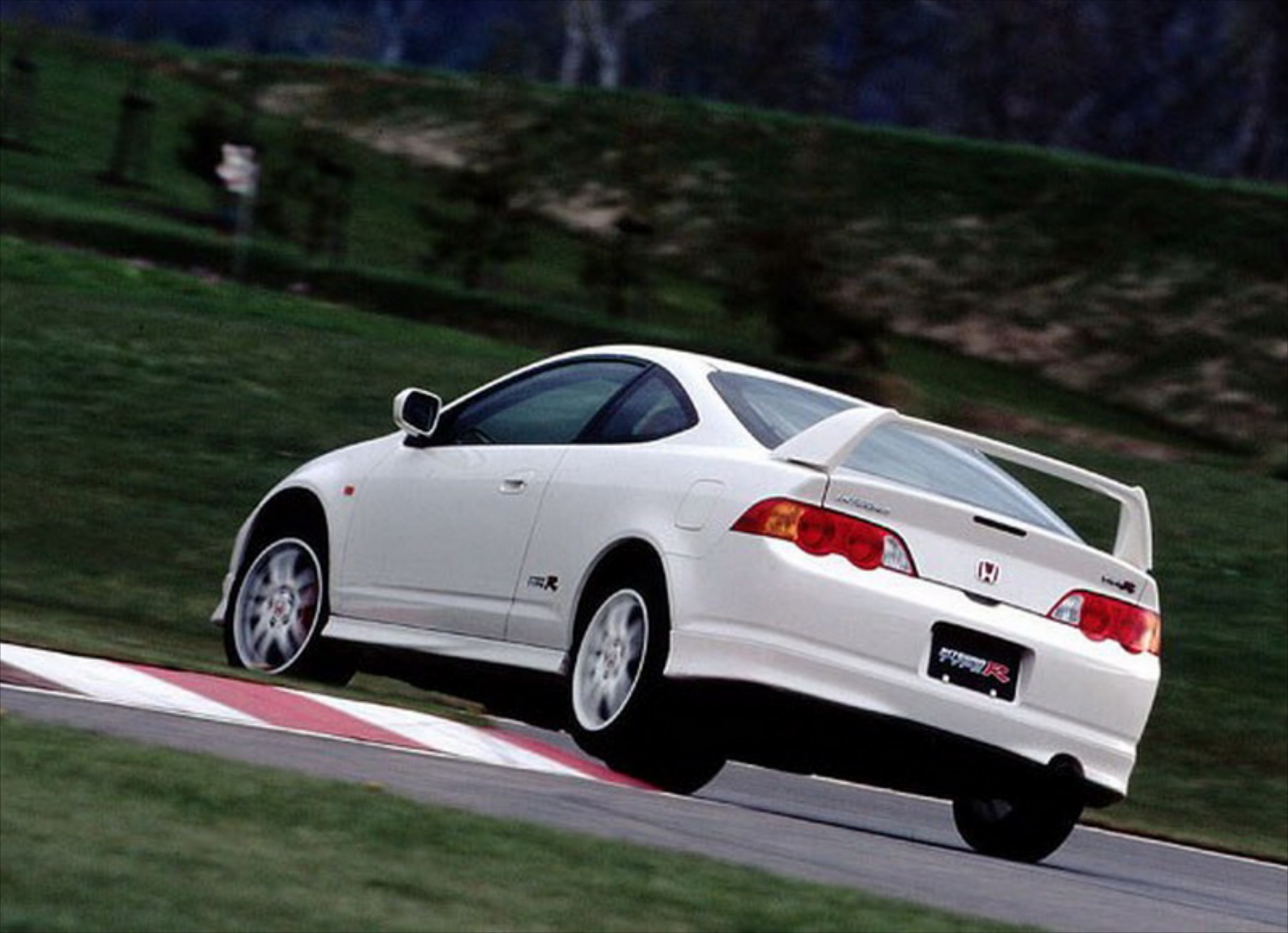 Acura RSX сбоку